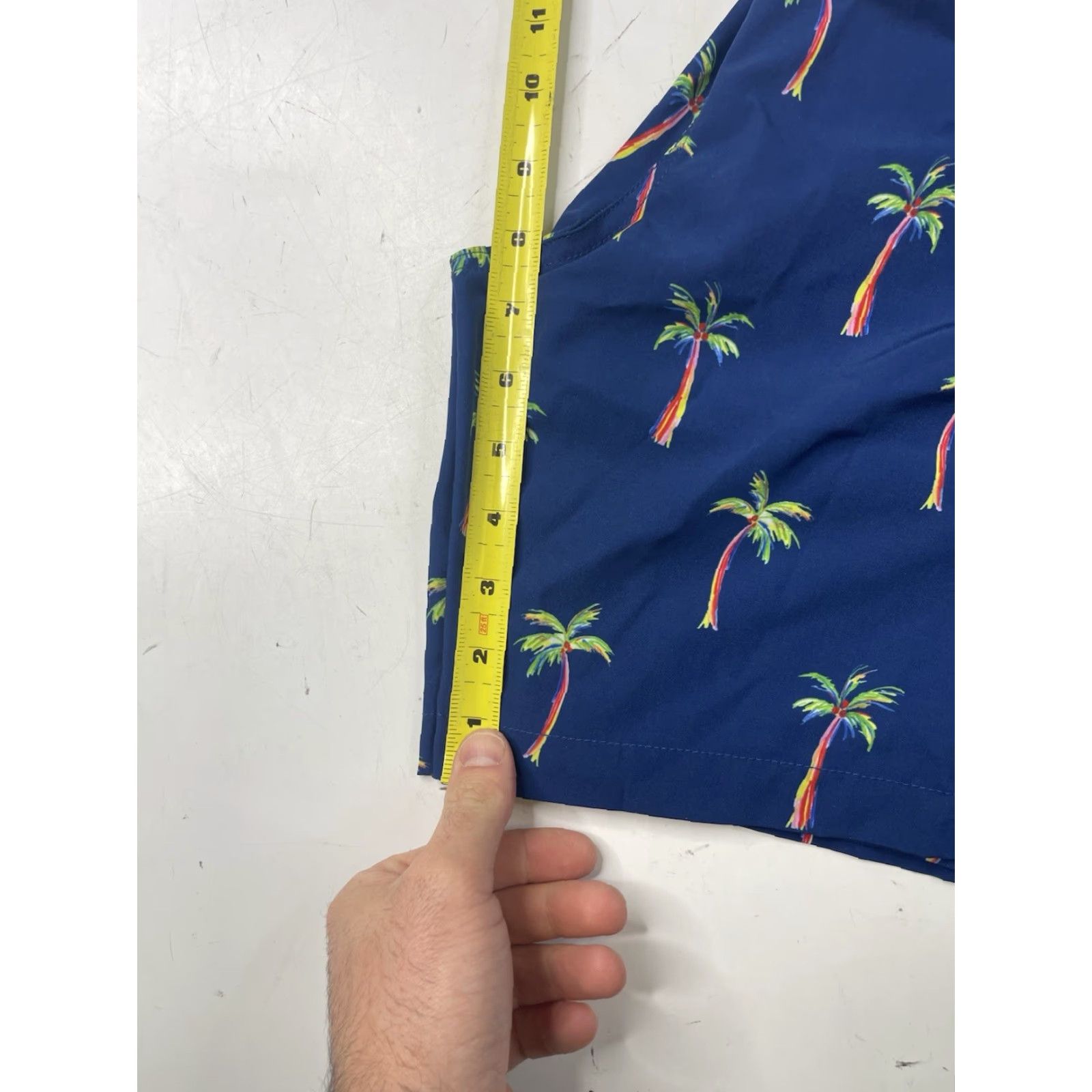 Chubbies Chubbies The Tree Myself And I’s 7” Classic Swim Trunks Board Shorts Mens Large L Blue Classic Surfing Swimming Trunks Mens Size US 33 - 6 Thumbnail