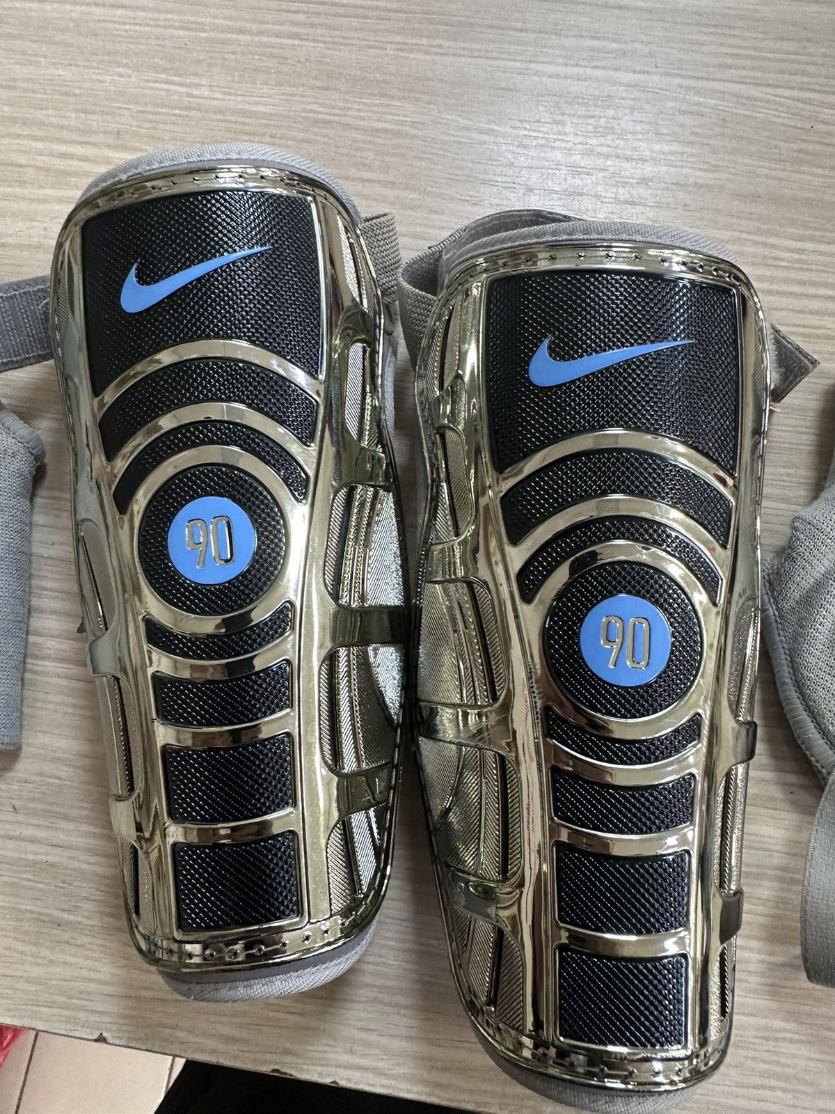 Nike × Vintage Vintage Nike total 90 soccer shields rare M Size US 9.5 / EU 42-43 - 1 Thumbnail