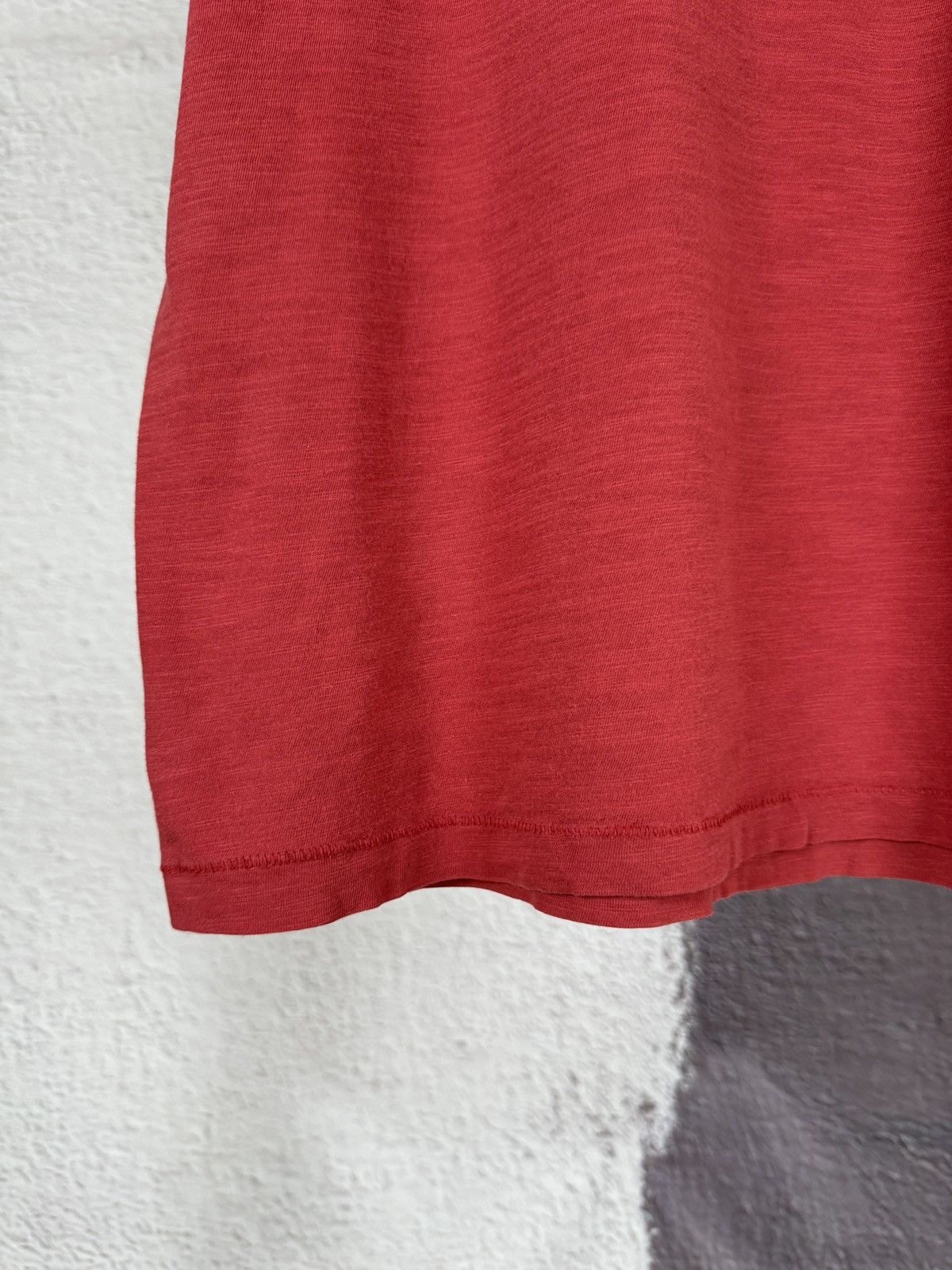 Carhartt Carhartt Union Made red big logo vintage distressed tee Size US S / EU 44-46 / 1 - 10 Thumbnail