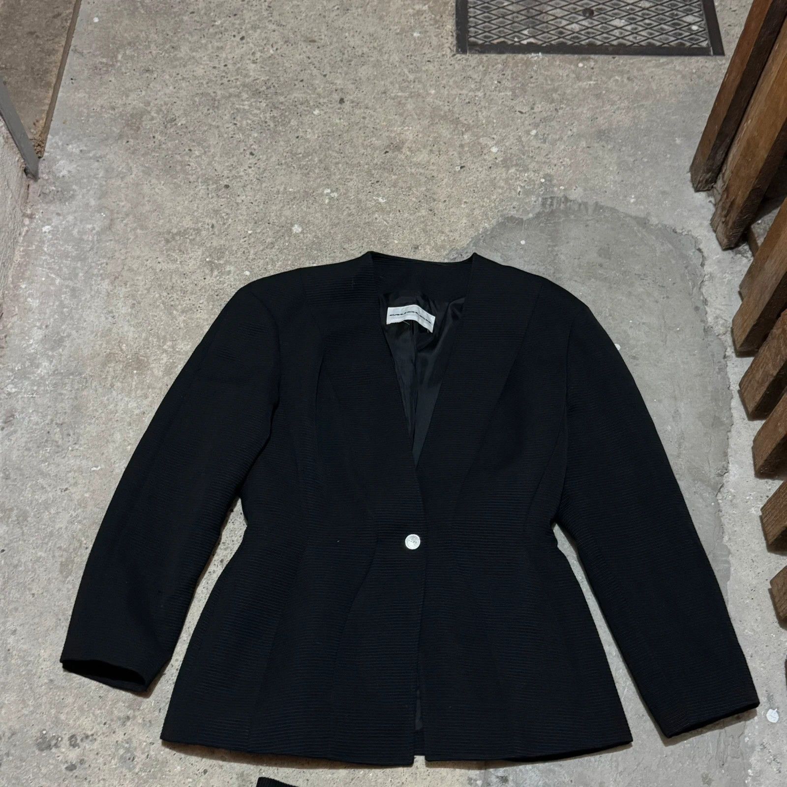 Mugler Mugler suit set blazer and skirt Size M / US 6-8 / IT 42-44 - 3 Thumbnail
