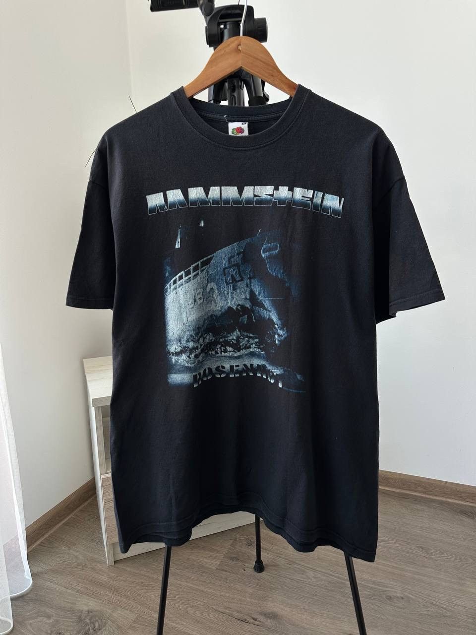 Band Tees × Vintage Vintage Rammestein Black Rosenrot Distressed T-Shirt Size US M / EU 48-50 / 2 - 2 Thumbnail
