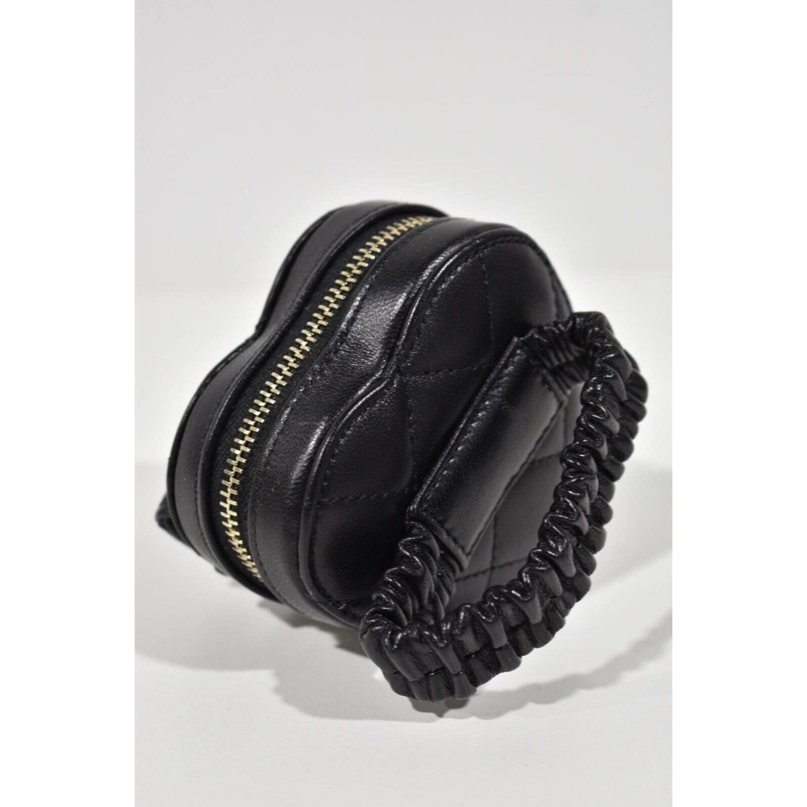 Chanel Chanel Heart Mini Lambskin Quilted Flap Arm Coin Purse Size ONE SIZE - 11 Thumbnail