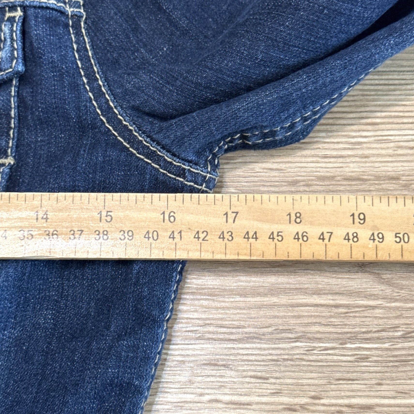 Vintage VINTAGE UNIONBAY Denim Jacket Women Medium Blue Trucker Cropped Button Up Pockets Size 32" / US 10 / IT 46 - 6 Thumbnail
