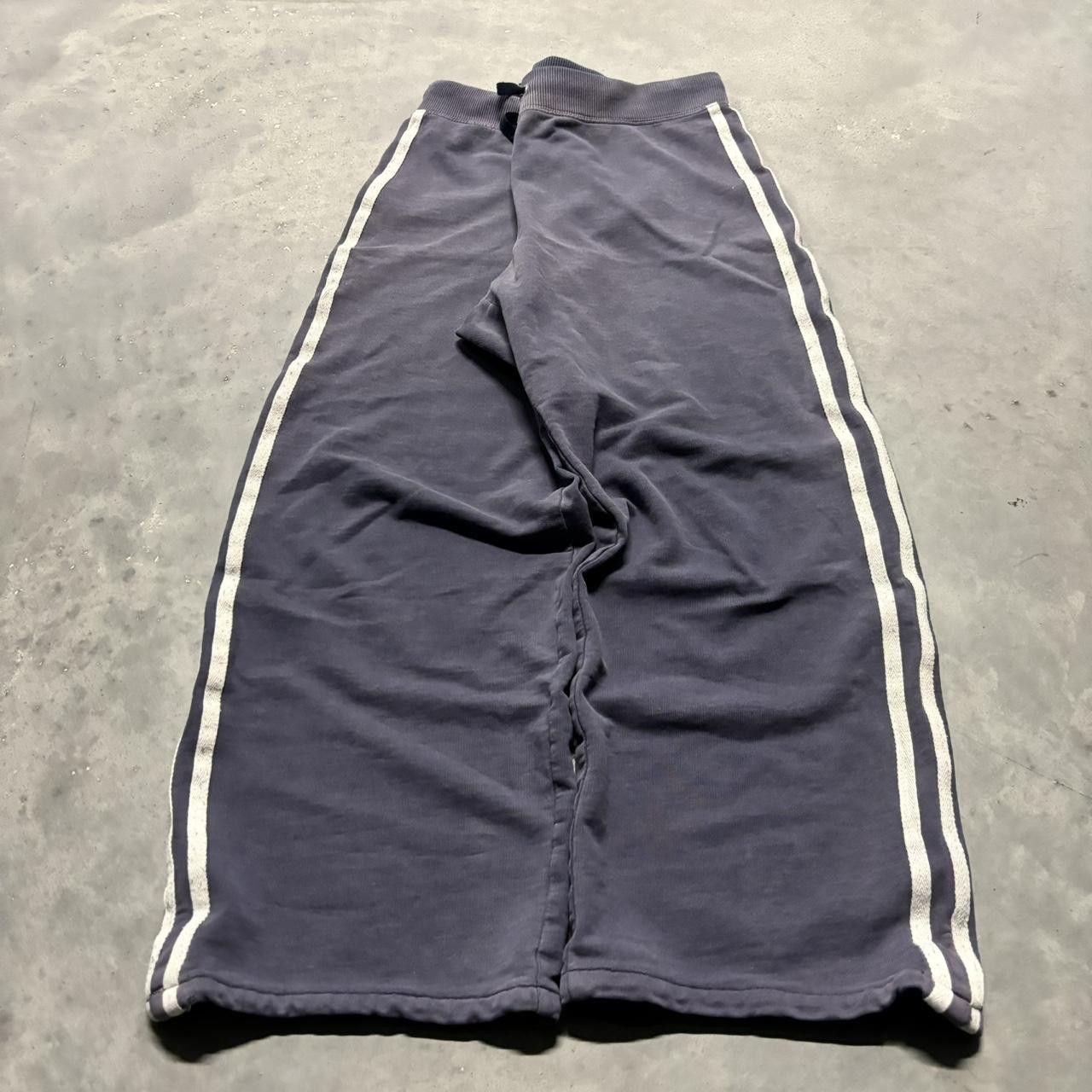 Japanese Brand × Vintage Crazy Vintage Y2K/2000s Faded Navy Blue Striped Skater Essential Sweatpants! Size US 30 / EU 46 - 2 Thumbnail