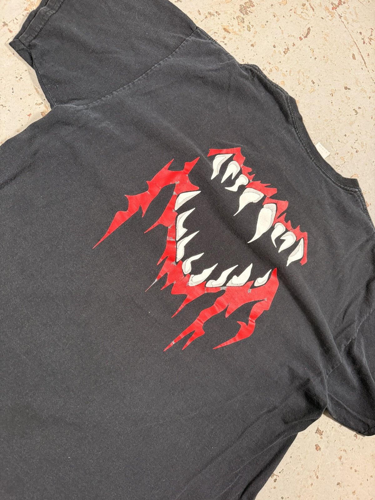 Vintage Vintage Finn Baylor Vampire Tee Wwe Size US XL / EU 56 / 4 - 2 Thumbnail