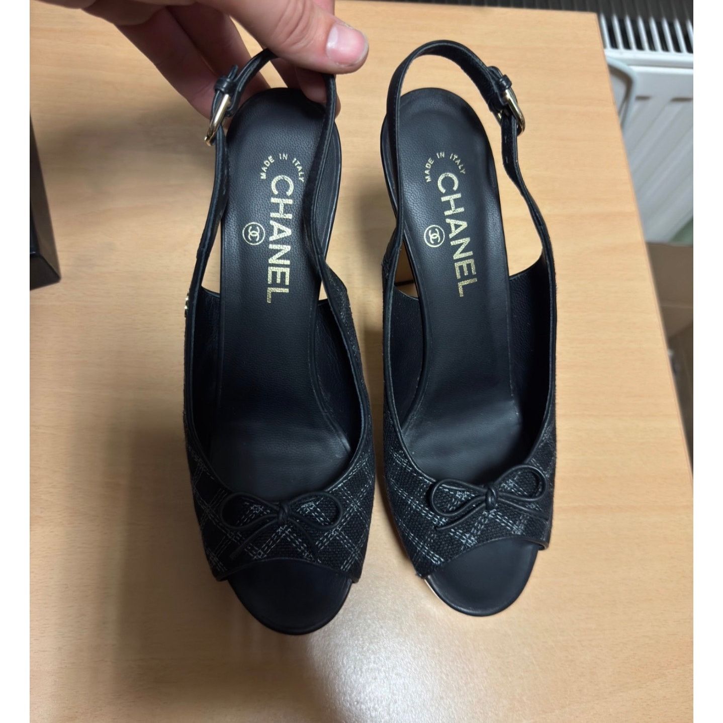 Chanel Chanel Black Textile Slingbacks Size 39.5 Size US 8.5 / IT 38.5 - 6 Thumbnail