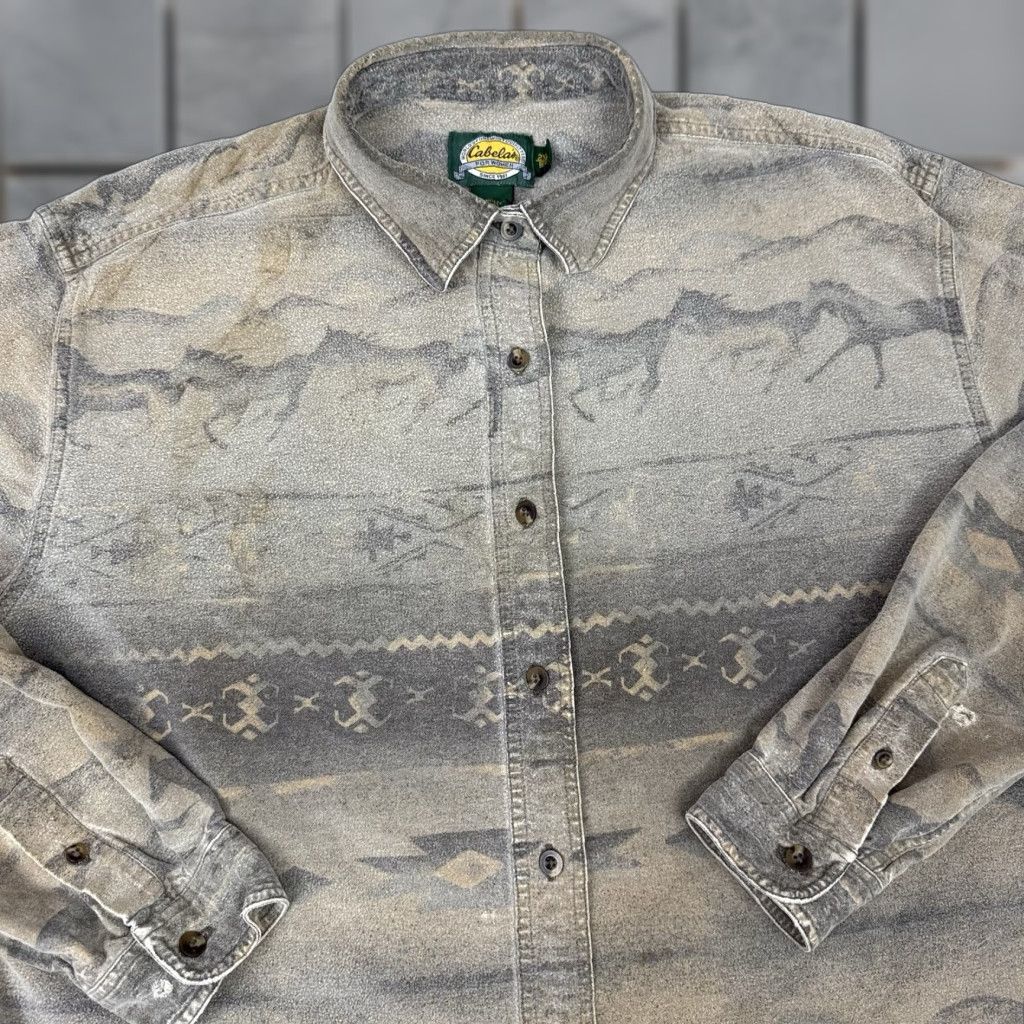 Vintage Cabela's Shirt Women 2XL Gray Aztec Chamois Deerskin Button Collared Long Sleeve Casual Shirt Womens Size XXL / US 16-18 / IT 52-54 - 1 Thumbnail