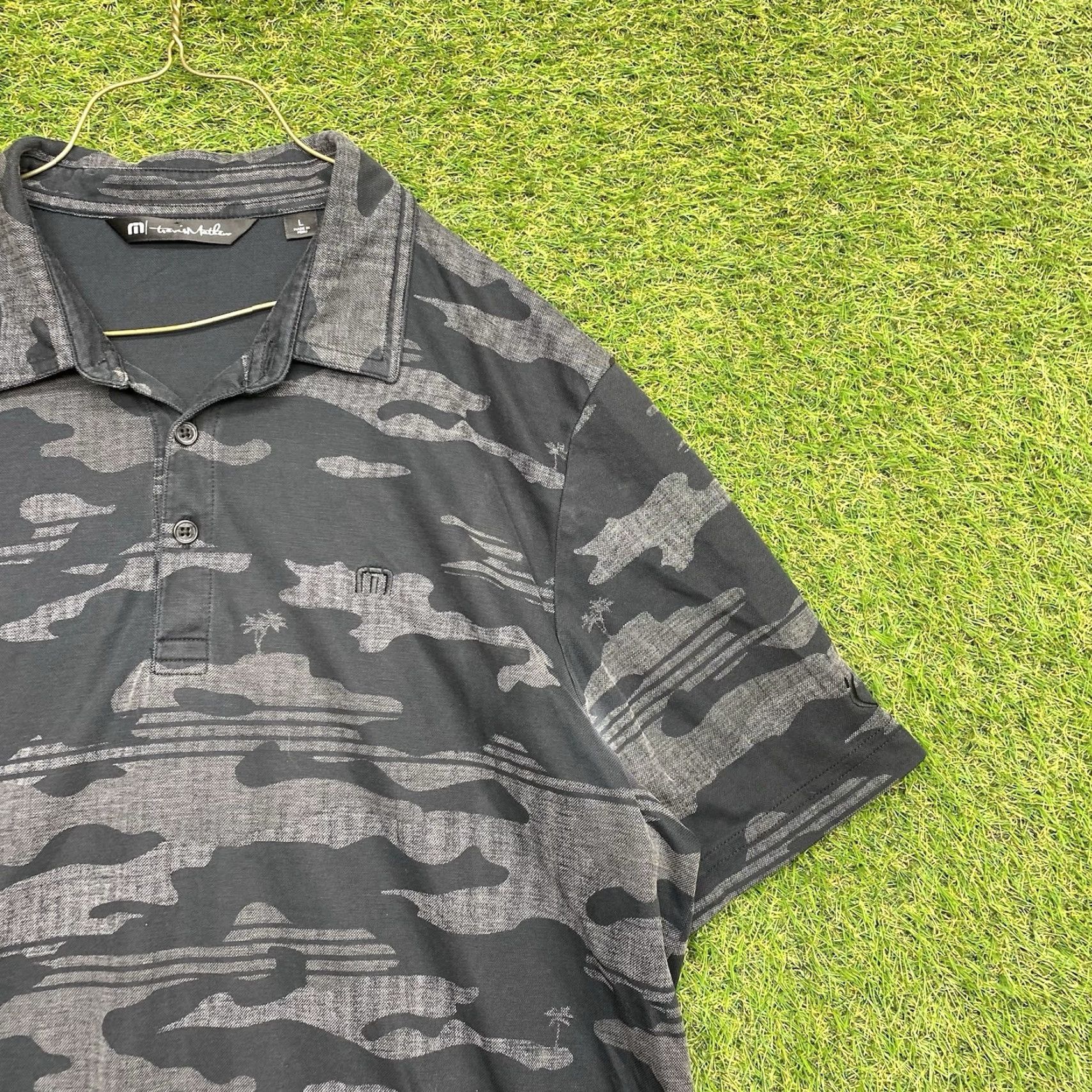 TravisMathew VINTAGE Travis Mathew Polo Shirt Mens Large Pima Cotton Blend Camouflage Palm Tree Golf Black Size US L / EU 52-54 / 3 - 3 Thumbnail