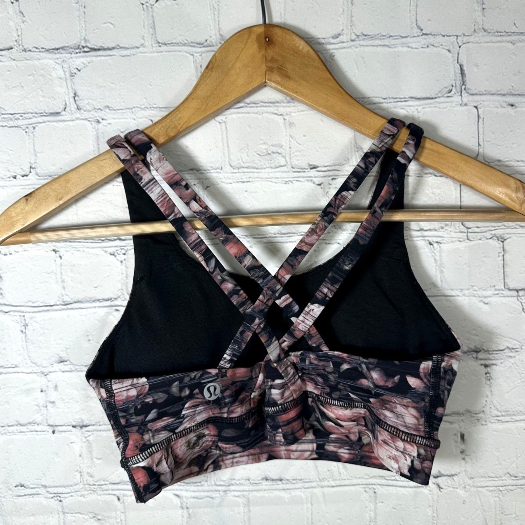 Lululemon Lululemon Free To Be Wild Sports Bra Size S Dark Floral Strappy Back Yoga Bra Size ONE SIZE - 2 Thumbnail