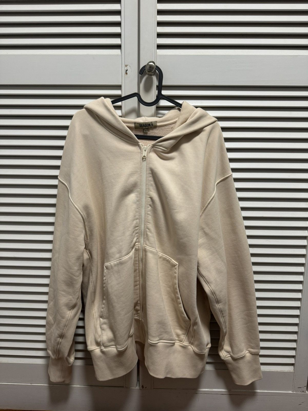 Yeezy Season 4 Zip Up Hooded Jacket Size US S / EU 44-46 / 1 - 1 Thumbnail