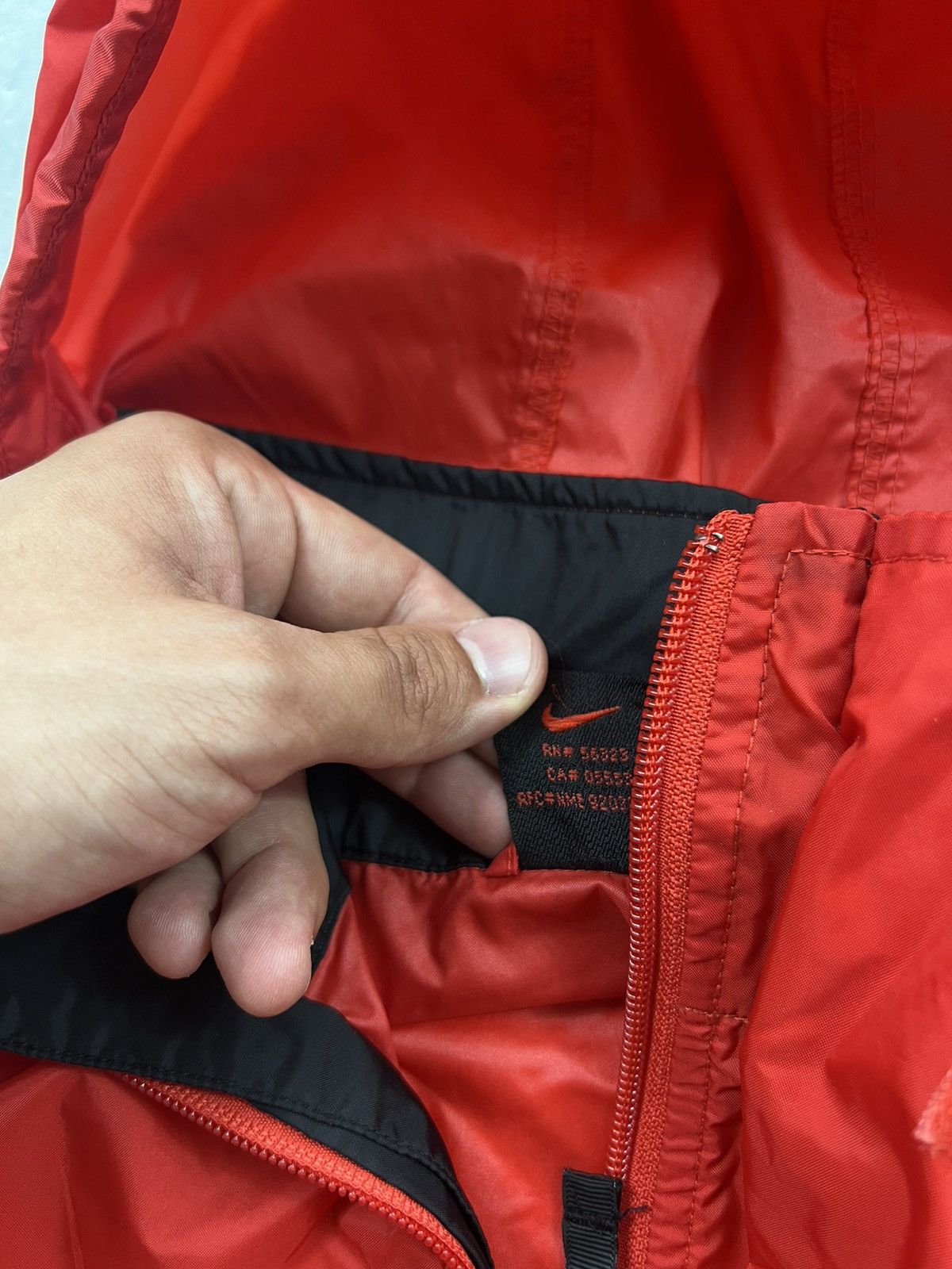 Nike 00’s NIKE RETRO HOODED ANORAK TRACK JACKET Y2K BIG LOGO RARE Size US L / EU 52-54 / 3 - 9 Thumbnail