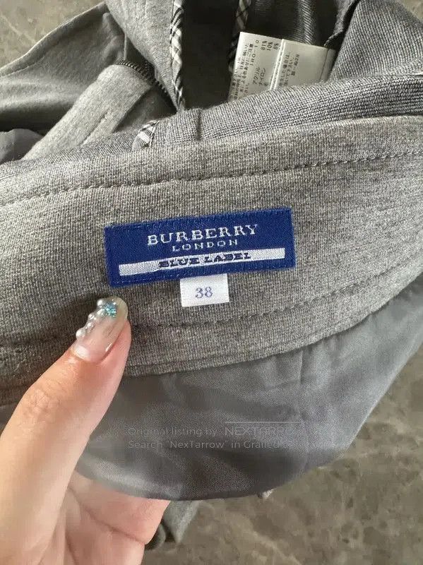 Burberry Burberry Gray Short Sleeve Dress for Women. Size S / US 4 / IT 40 - 7 Thumbnail
