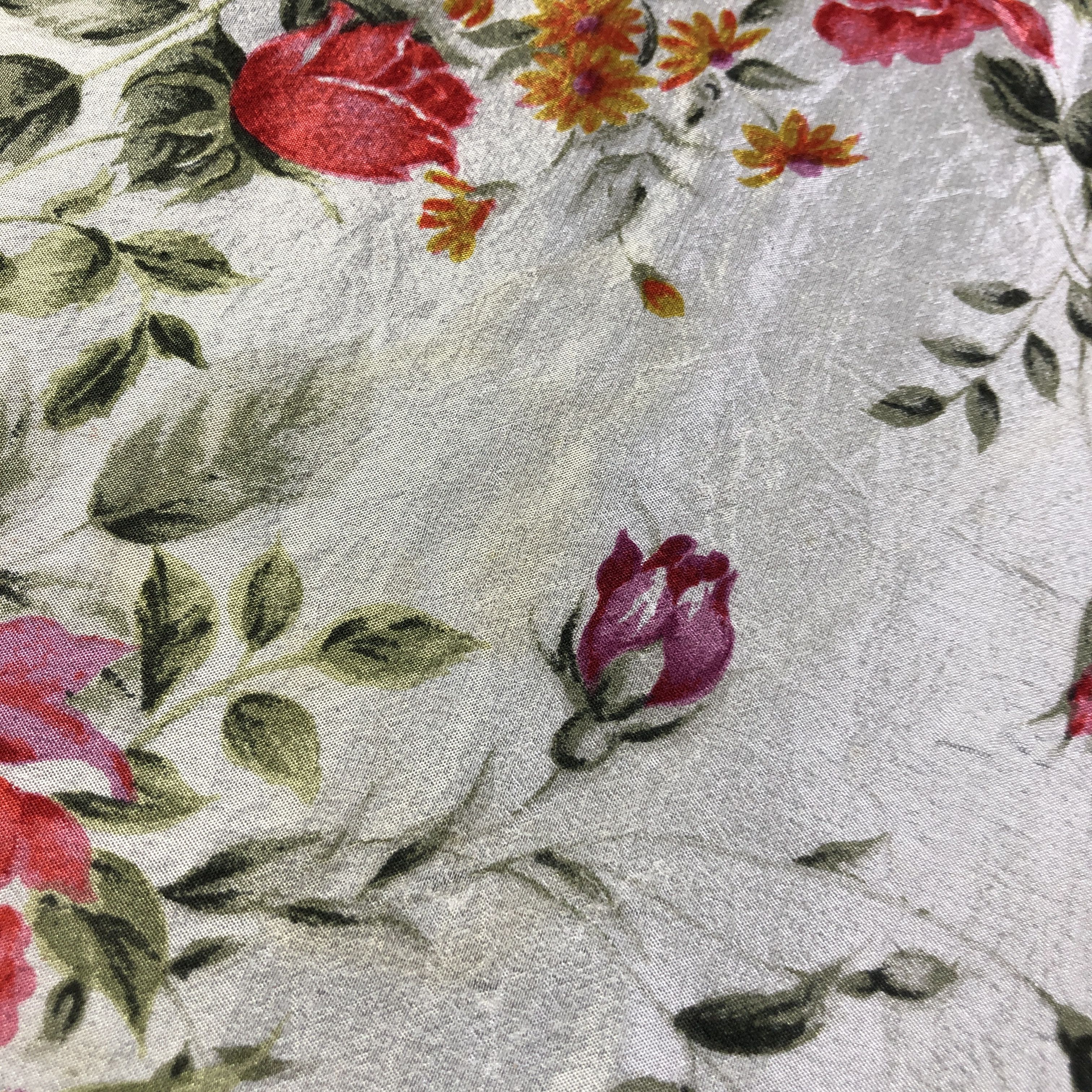 Pierre Cardin Pierre Cardin Floral Hand Rolled Silk Scarf M1050 Size ONE SIZE - 8 Thumbnail