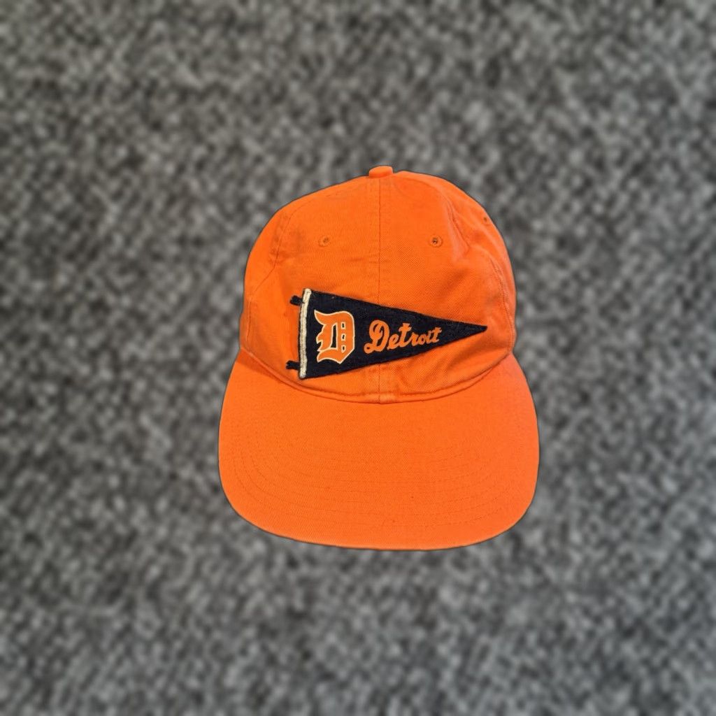 Nike VINTAGE Nike Team Sports Detroit Tigers Pennant Cooperstown Strapback Hat MLB Men One Size Orange Adjustable Cotton Baseball Cap Size ONE SIZE - 1 Thumbnail