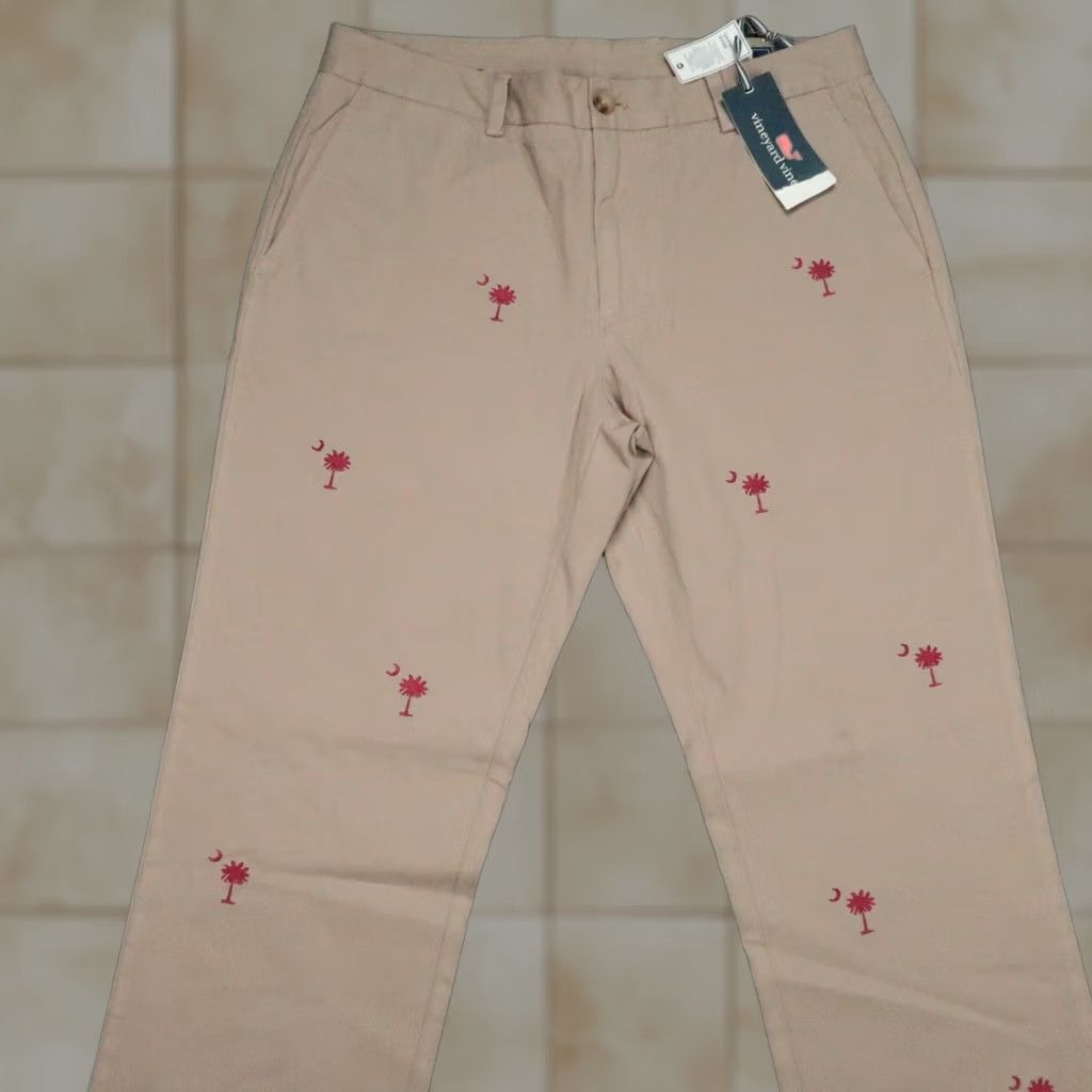 Vineyard Vines VINEYARD VINES Pants Mens 32x32 Beige Slim Chino Palmetto NWT Breaker Straight Pocket Front Zip Pant Size US 32 / EU 48 - 1 Thumbnail