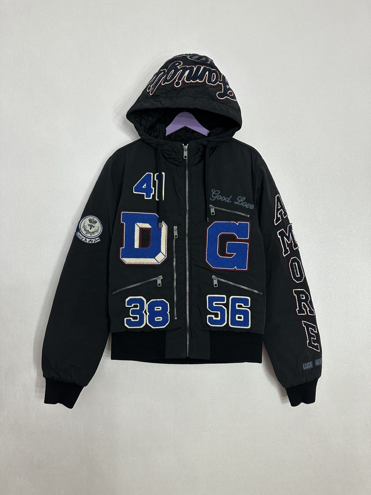Dolce & Gabbana Dolce Gabbana Famiglia Love Jacket in Black (46 S) Size US S / EU 44-46 / 1 - 1 Thumbnail