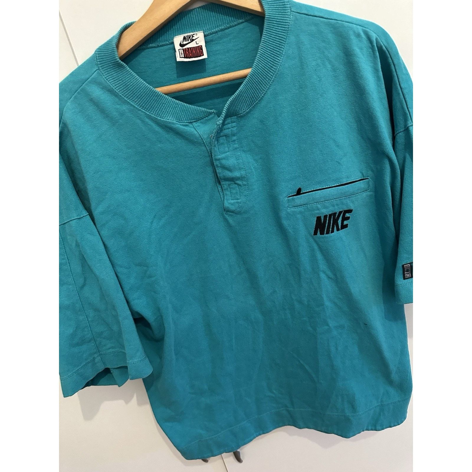 Nike Nike Air Cross Training Shirt Size M Retro Vintage Nike Size US M / EU 48-50 / 2 - 3 Thumbnail