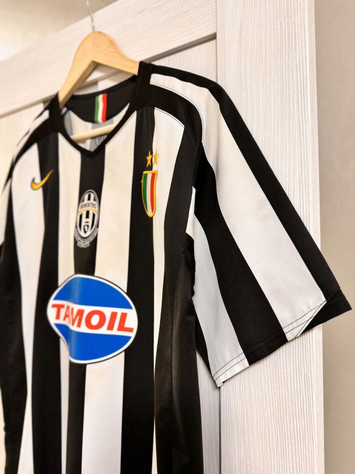 Nike Nike Juventus Home Soccer Jersey Large Ibrahimovic 2005/06 Size US M / EU 48-50 / 2 - 5 Thumbnail