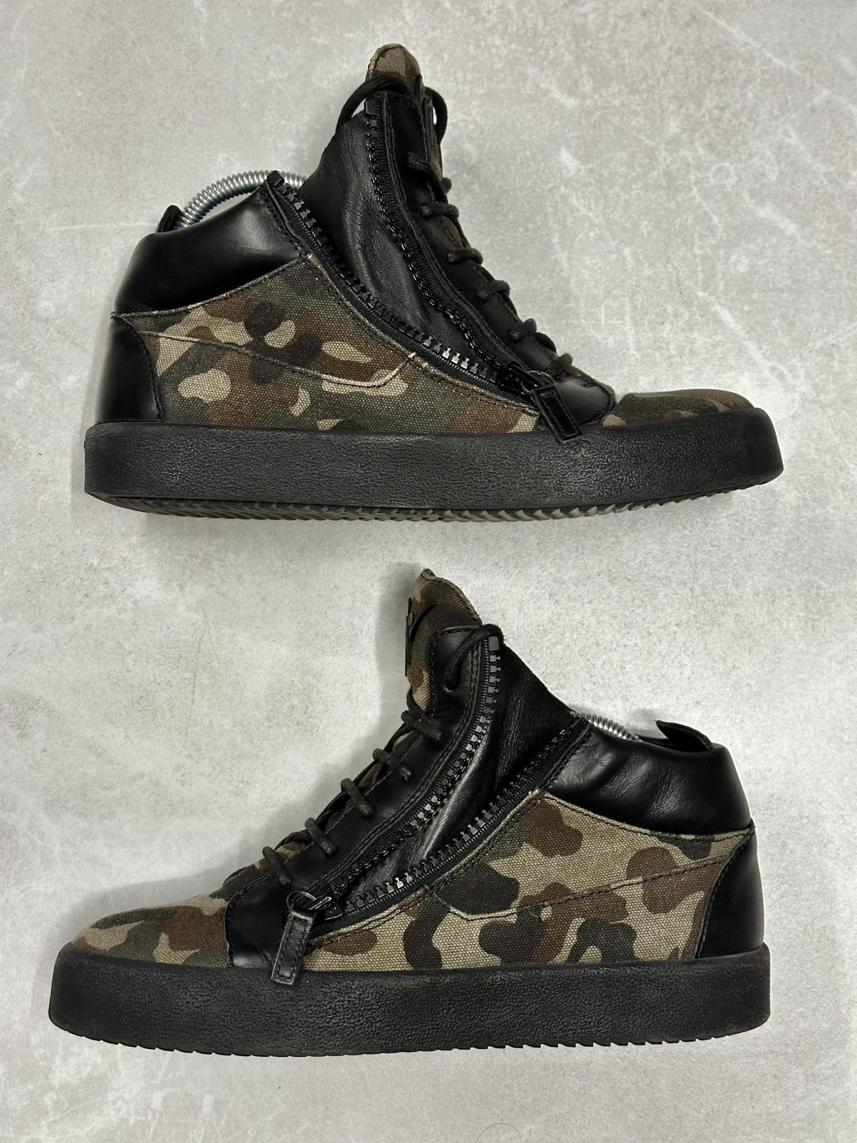 Giuseppe Zanotti Giuseppe Zanotti Kriss Camo + Black Zippers Sneaker 42 EU Size US 9 / EU 42 - 4 Thumbnail