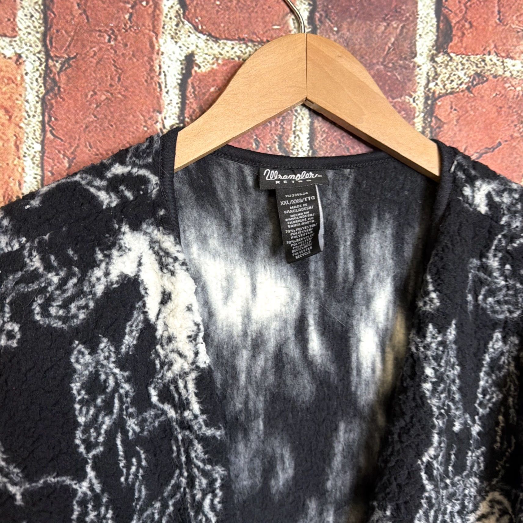 Wrangler VINTAGE Wrangler Womens Cardigan Sweater 2XL Black Sherpa Hooded Lined Pockets Geometric Aztec 다 Size XXL / US 16-18 / IT 52-54 - 2 Thumbnail