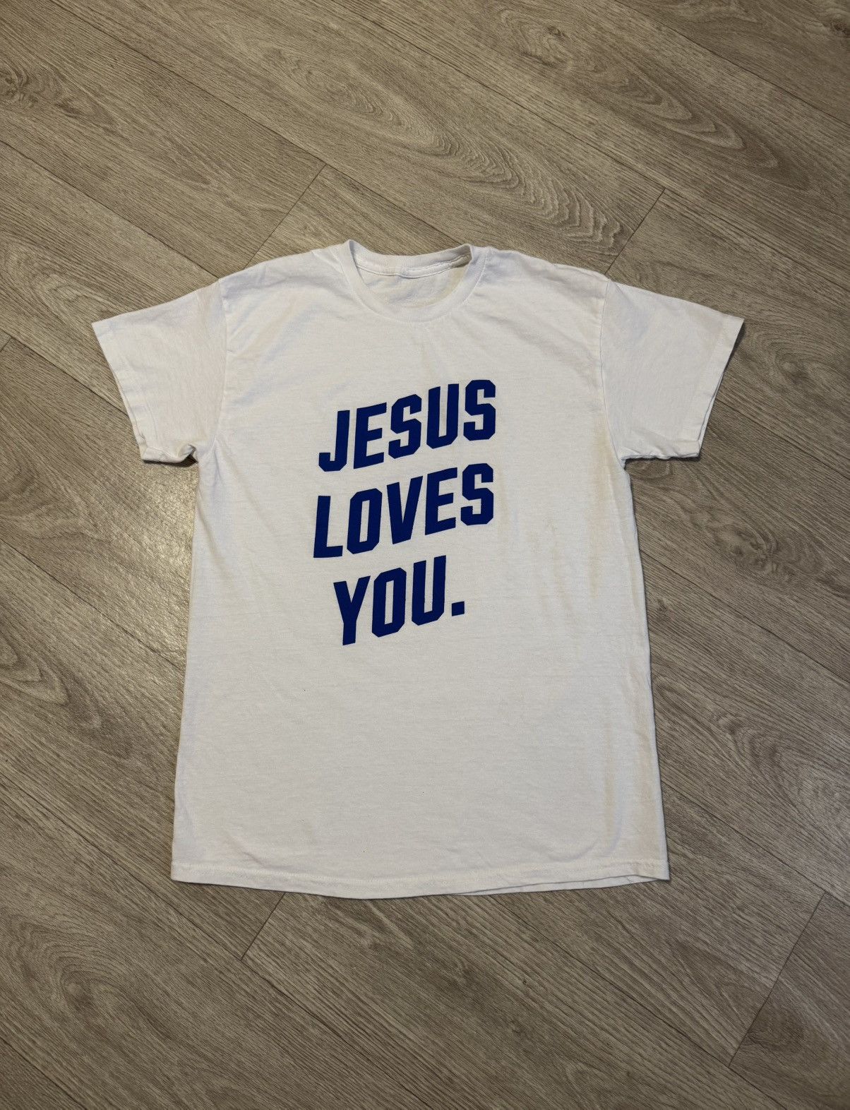 Vintage 🔷Vintage Jesus Loves You T-shirt🔷 Size US M / EU 48-50 / 2 - 1 Thumbnail