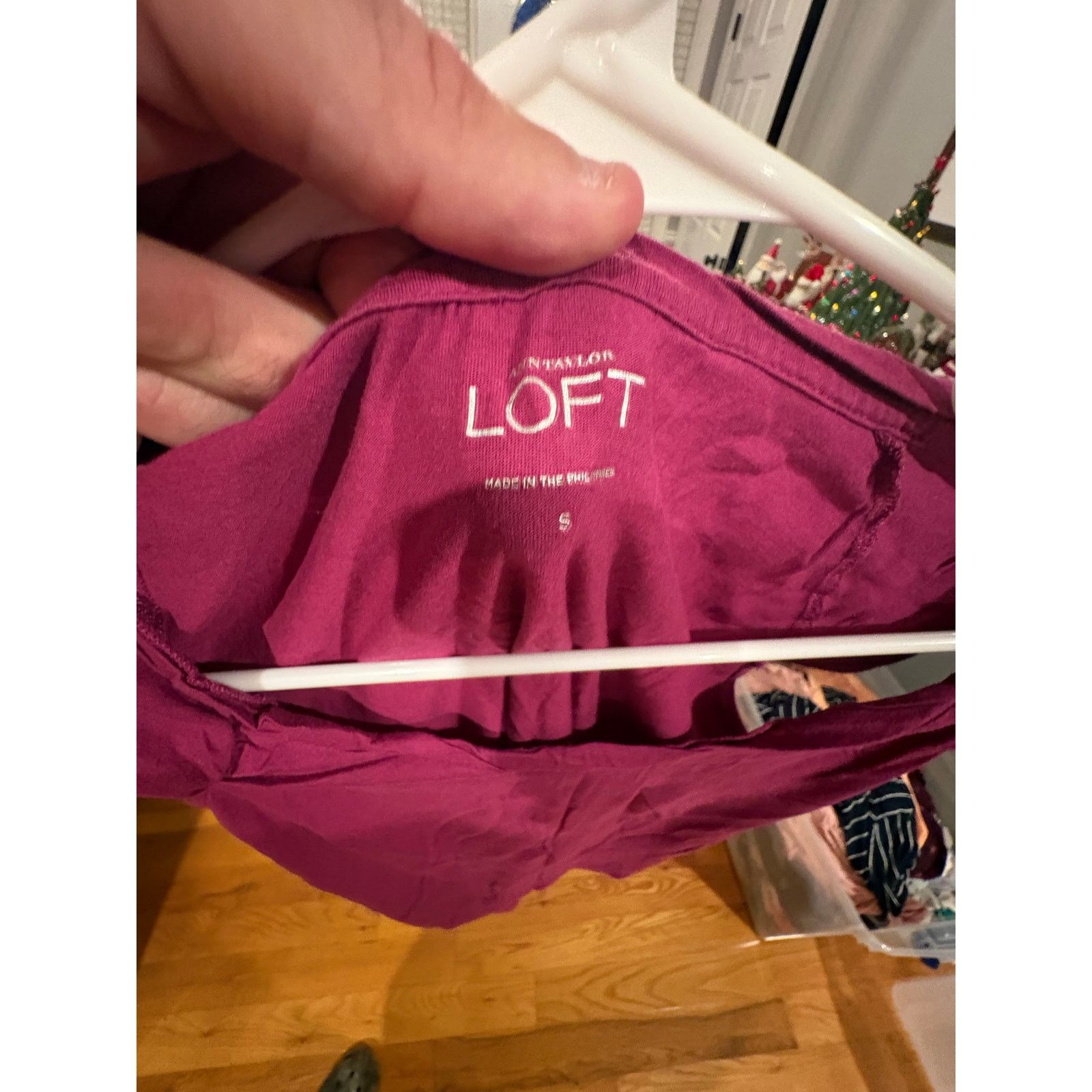 Loft LOFT Women’s Small Magenta Pink Cap Sleeve Blouse Scoop Neck Size S / US 4 / IT 40 - 3 Thumbnail