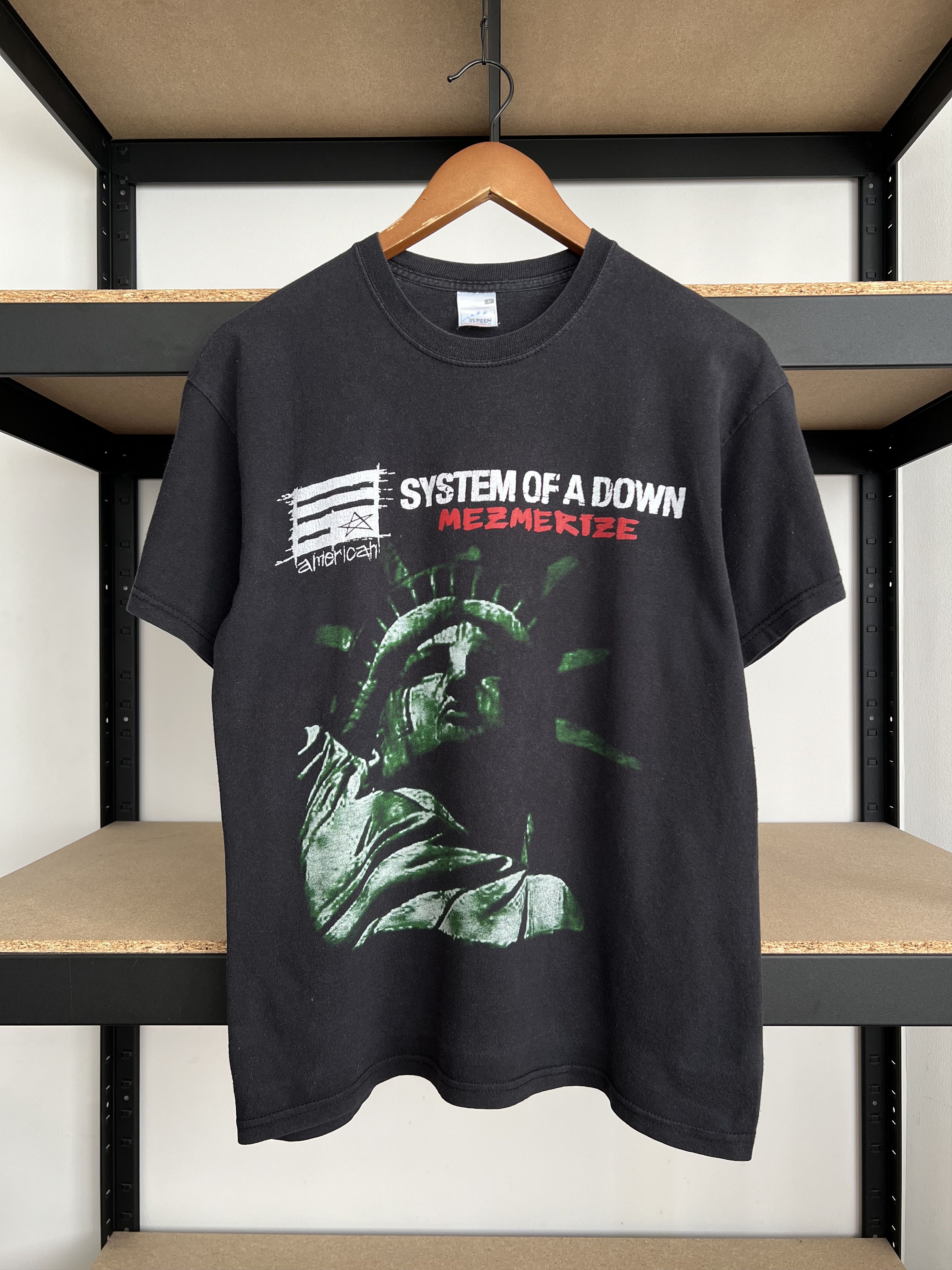 Band Tees Vintage 2000s System of a Down Mezmerize Black T-shirt Size US M / EU 48-50 / 2 - 3 Thumbnail