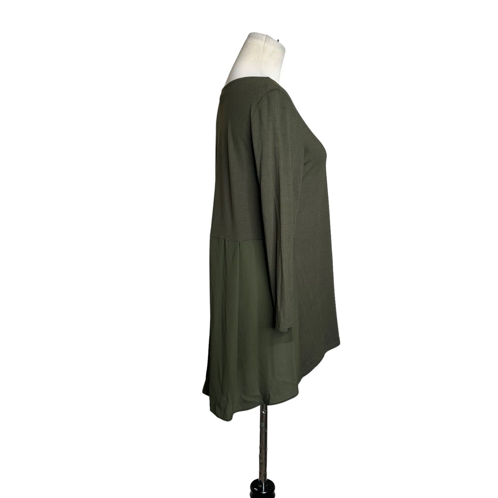 Alfani Alfani military green 3/4 sleeves hi low blouse size small Size S / US 4 / IT 40 - 8 Thumbnail