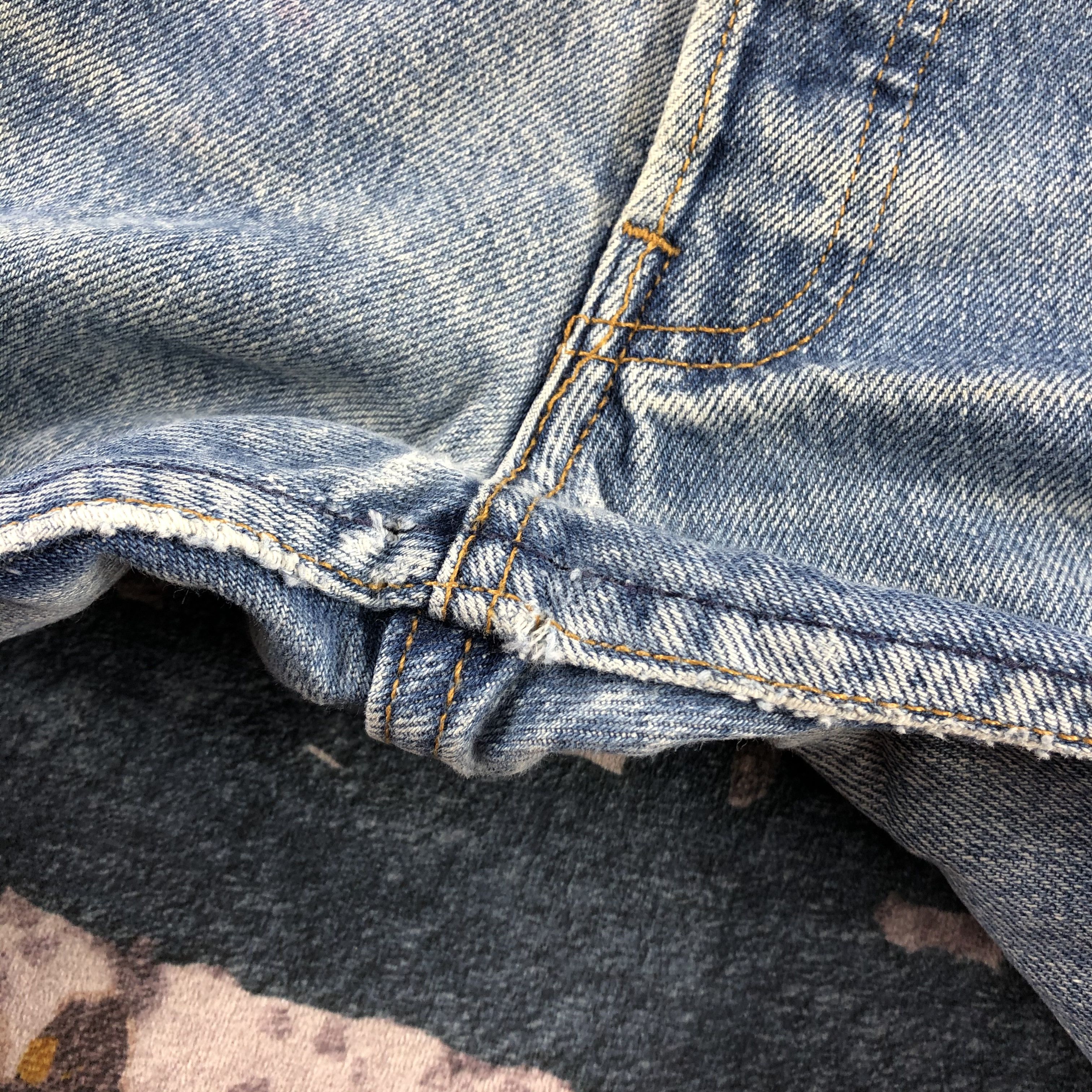 Levi's × Vintage 90s Vintage Blue Wash Levis 501 Jeans-JM3056 Size US 34 / EU 50 - 9 Thumbnail