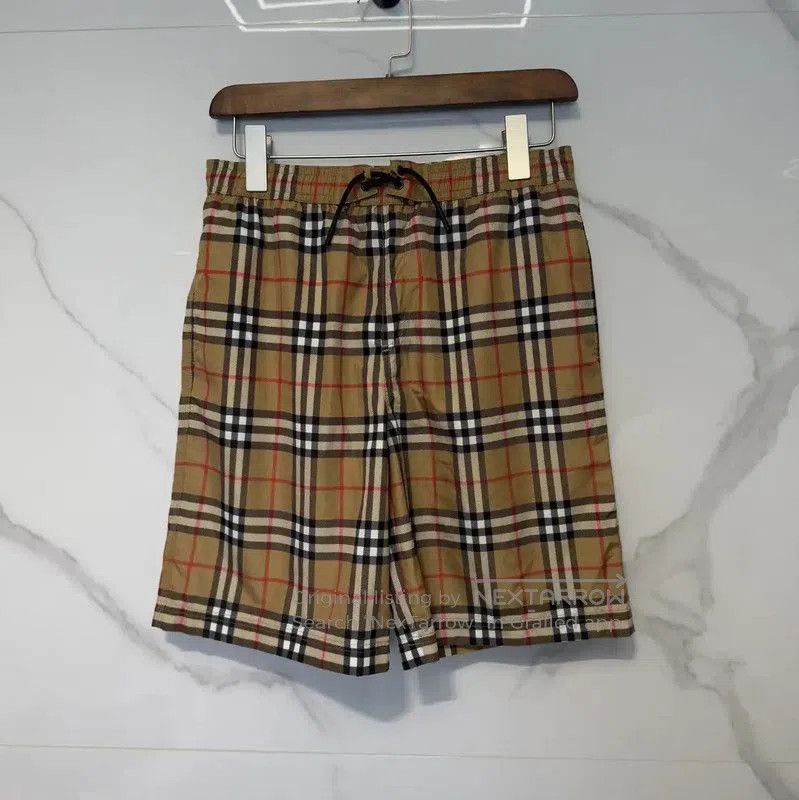 Burberry Burberry Summer Khaki Cotton Blend Shorts. Size 23" - 1 Thumbnail