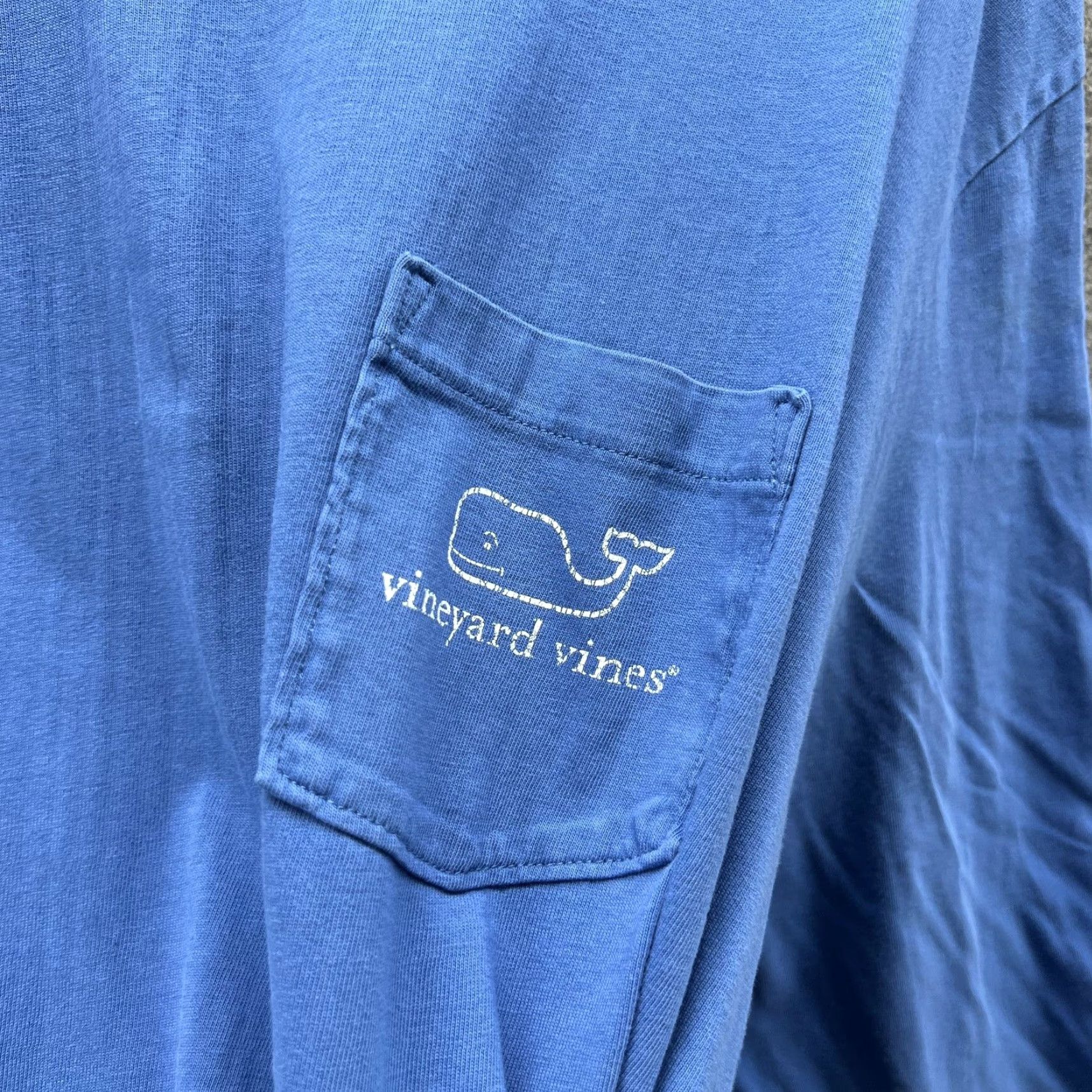 Vineyard Vines Vineyard Vines Shirt Mens 2XL Blue Long Sleeve Pocket Whale Graphic Logo Surf Nautical Preppy Crew Neck Size US XXL / EU 58 / 5 - 4 Thumbnail
