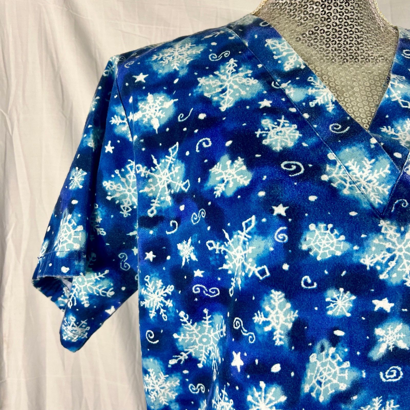 Other UA Scrubs Winter Snowflake Small Top Pants Pockets Nursing Size S / US 4 / IT 40 - 3 Thumbnail