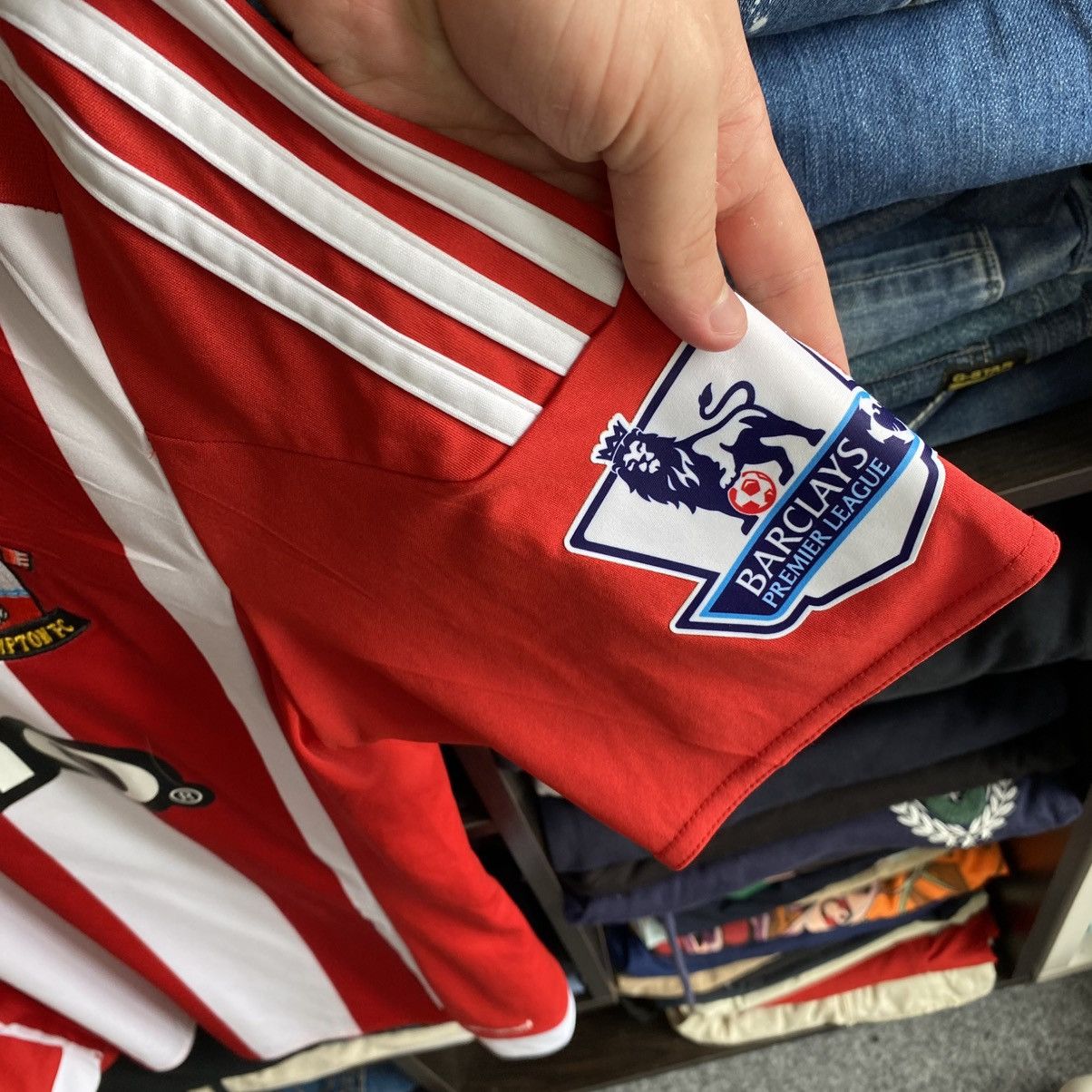 Adidas Mens Adidas Southampton 12 Shorty Player Home soccer jersey Size US S / EU 44-46 / 1 - 9 Thumbnail