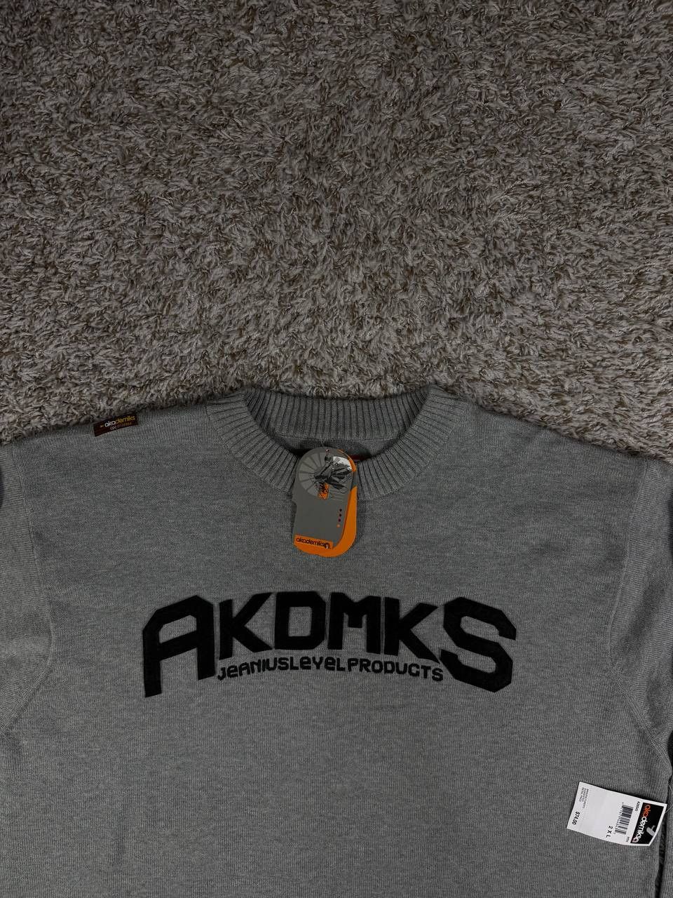 Akademiks Vintage Akademiks Knit Black Logo Striped Sleeves Size US XXL / EU 58 / 5 - 2 Thumbnail