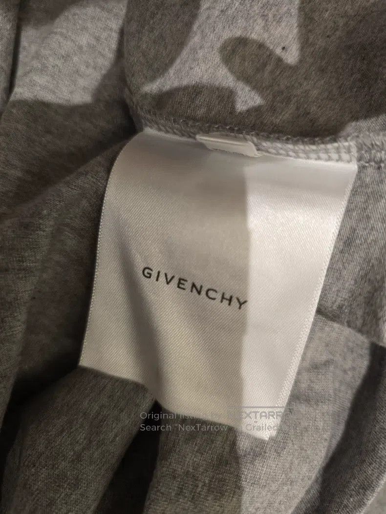 Givenchy Givenchy Men's T-shirt, grey Size US L / EU 52-54 / 3 - 7 Thumbnail