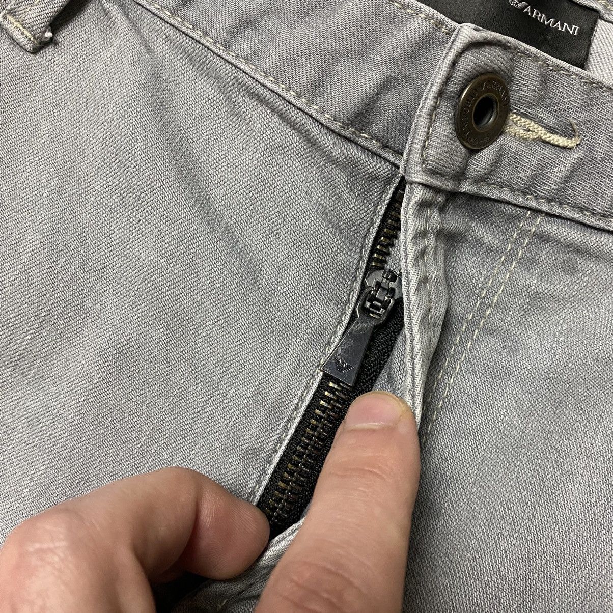 Emporio Armani Emporio Armani Jeans Pants Size 32 — Metal Logo Size US 32 / EU 48 - 8 Thumbnail