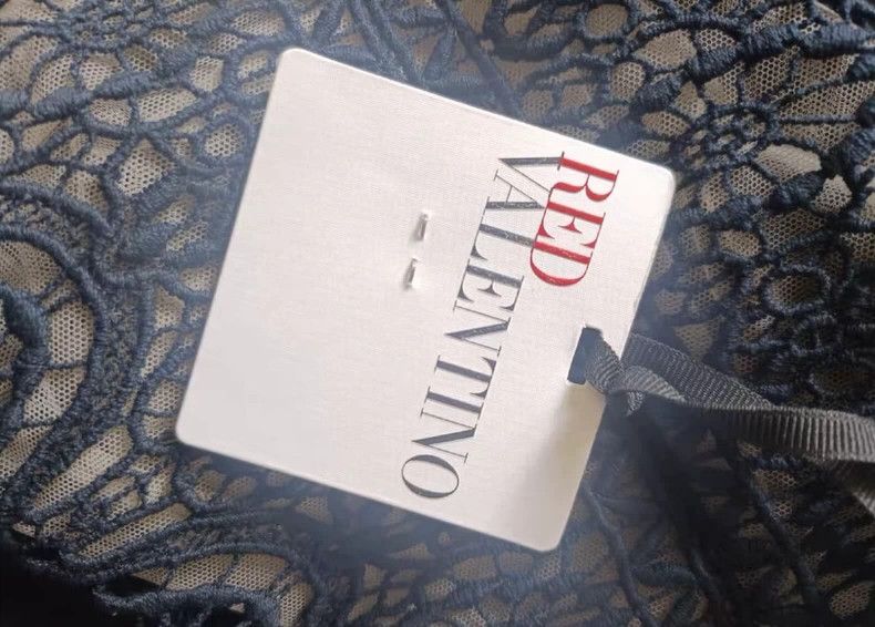 Valentino Valentino Lace crocheted slim-fitting sleeveless dress Size M / US 6-8 / IT 42-44 - 6 Thumbnail