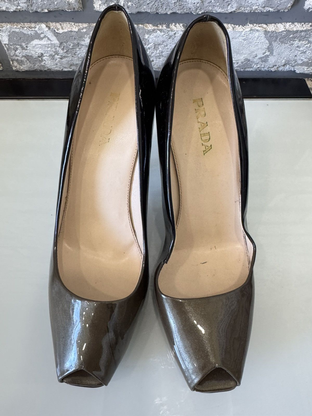 Prada Patent Leather Heels Prada Black Size 39 1/2 Patent Leather Size US 9.5 / IT 39.5 - 3 Thumbnail
