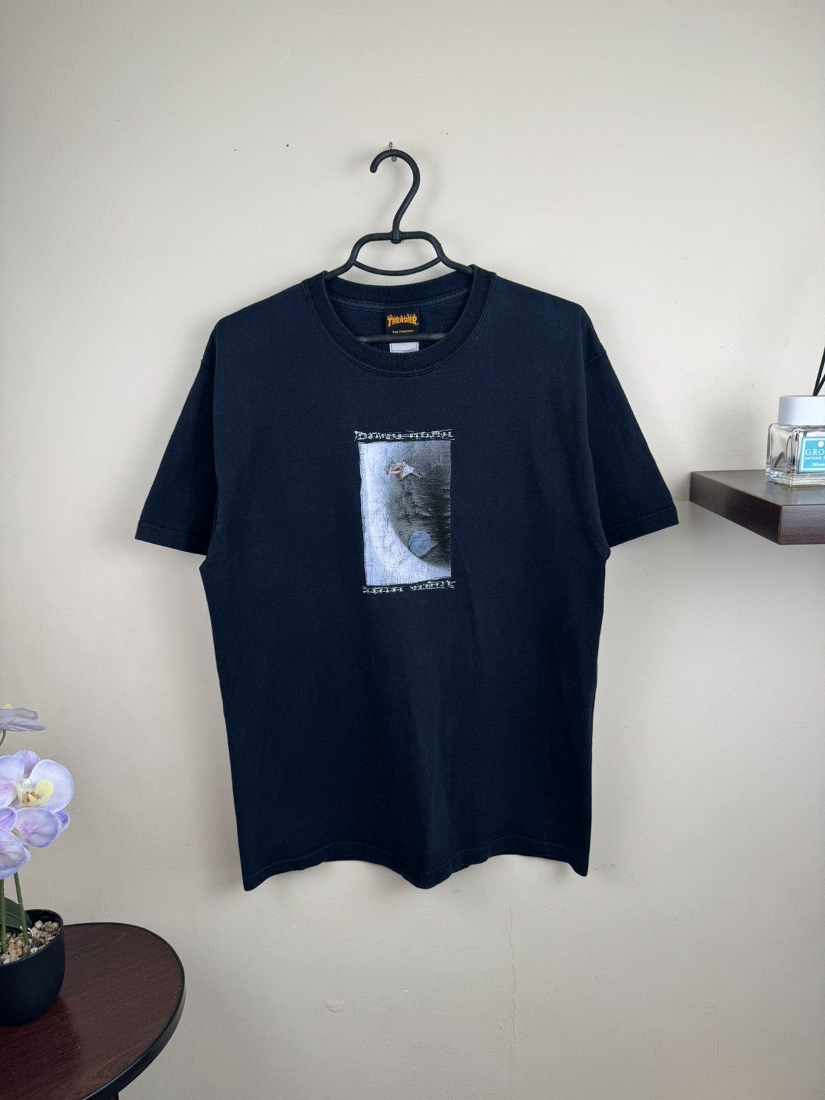 Thrasher Vintage Thrasher Magazine 90s T shirt Insane Terrain L Blue Size US L / EU 52-54 / 3 - 1 Thumbnail