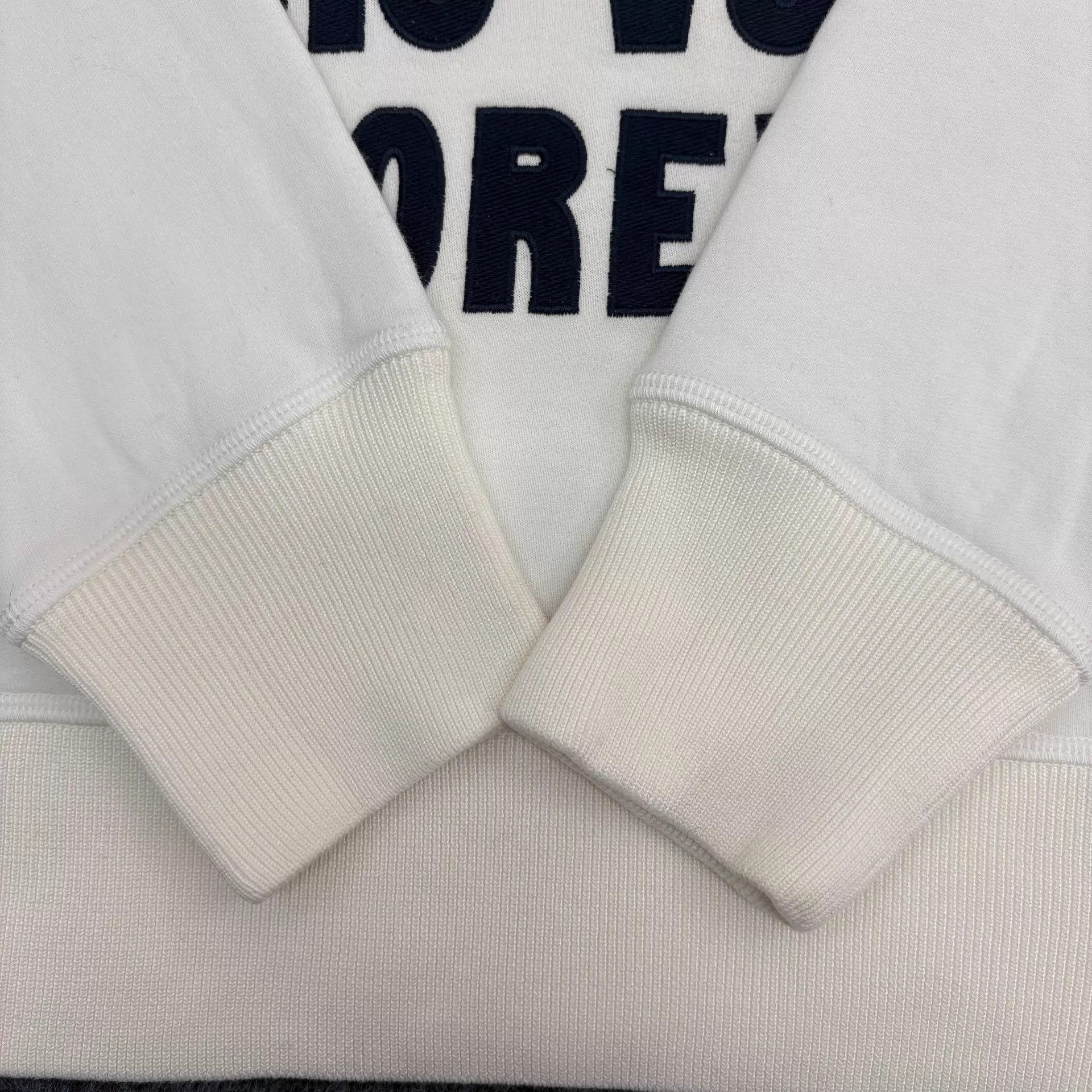Louis Vuitton Louis Vuitton Vivienne Sunflower White sweat XXL New Size US XXL / EU 58 / 5 - 5 Thumbnail