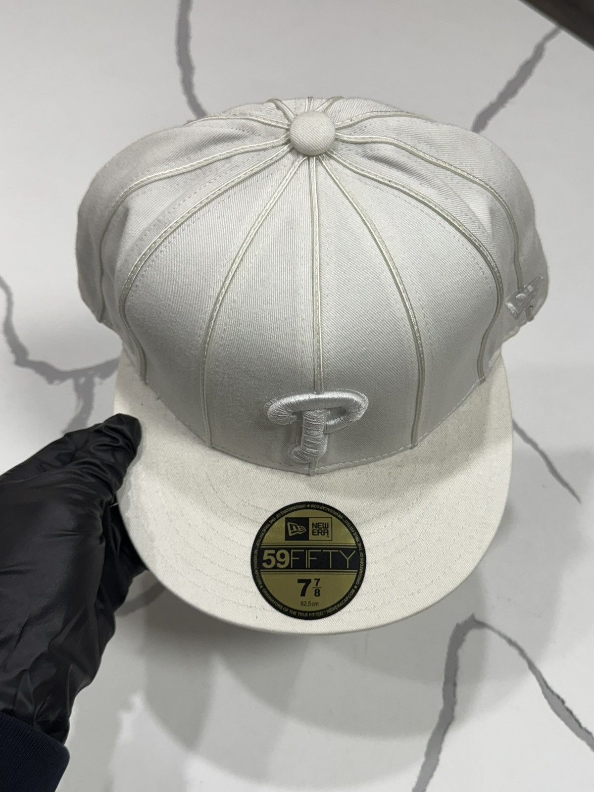 New Era Vintage Philadelphia Phillies Laced Fitted Cap Size ONE SIZE - 4 Thumbnail