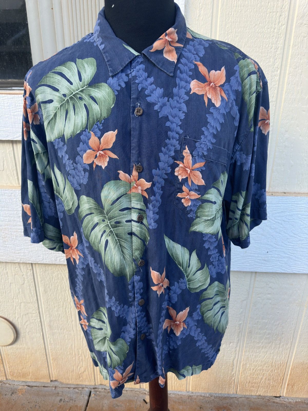 Tommy Bahama Tommy Bahama Hawaiian Print Multicolored Men's XL Size US XL / EU 56 / 4 - 1 Thumbnail