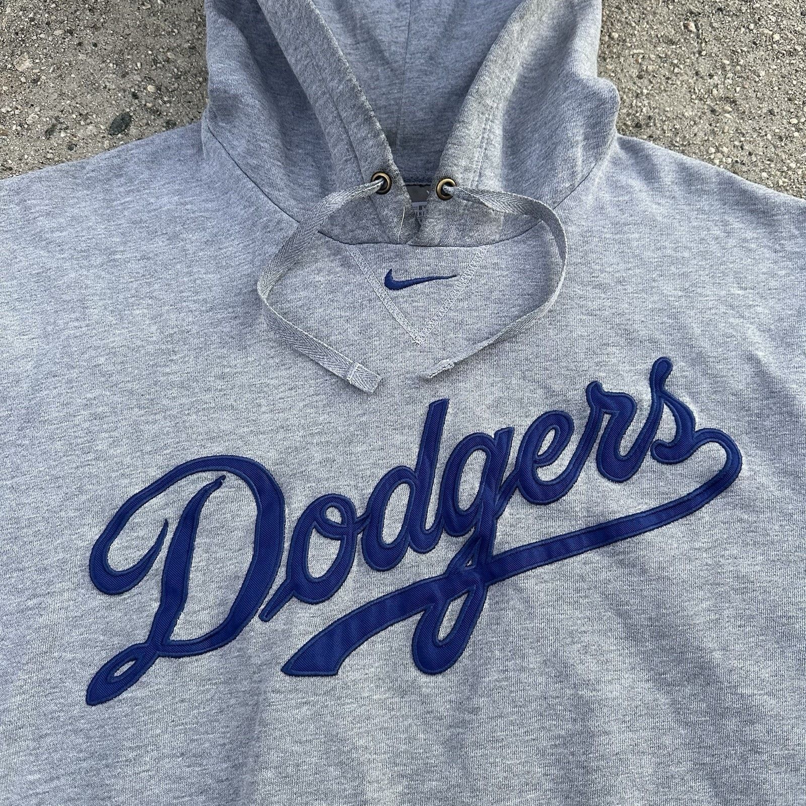 MLB × Nike × Salem Sportswear Vintage Nike Los AngelesDodgers Center Check Swoosh Hoodie Size US XL / EU 56 / 4 - 1 Thumbnail
