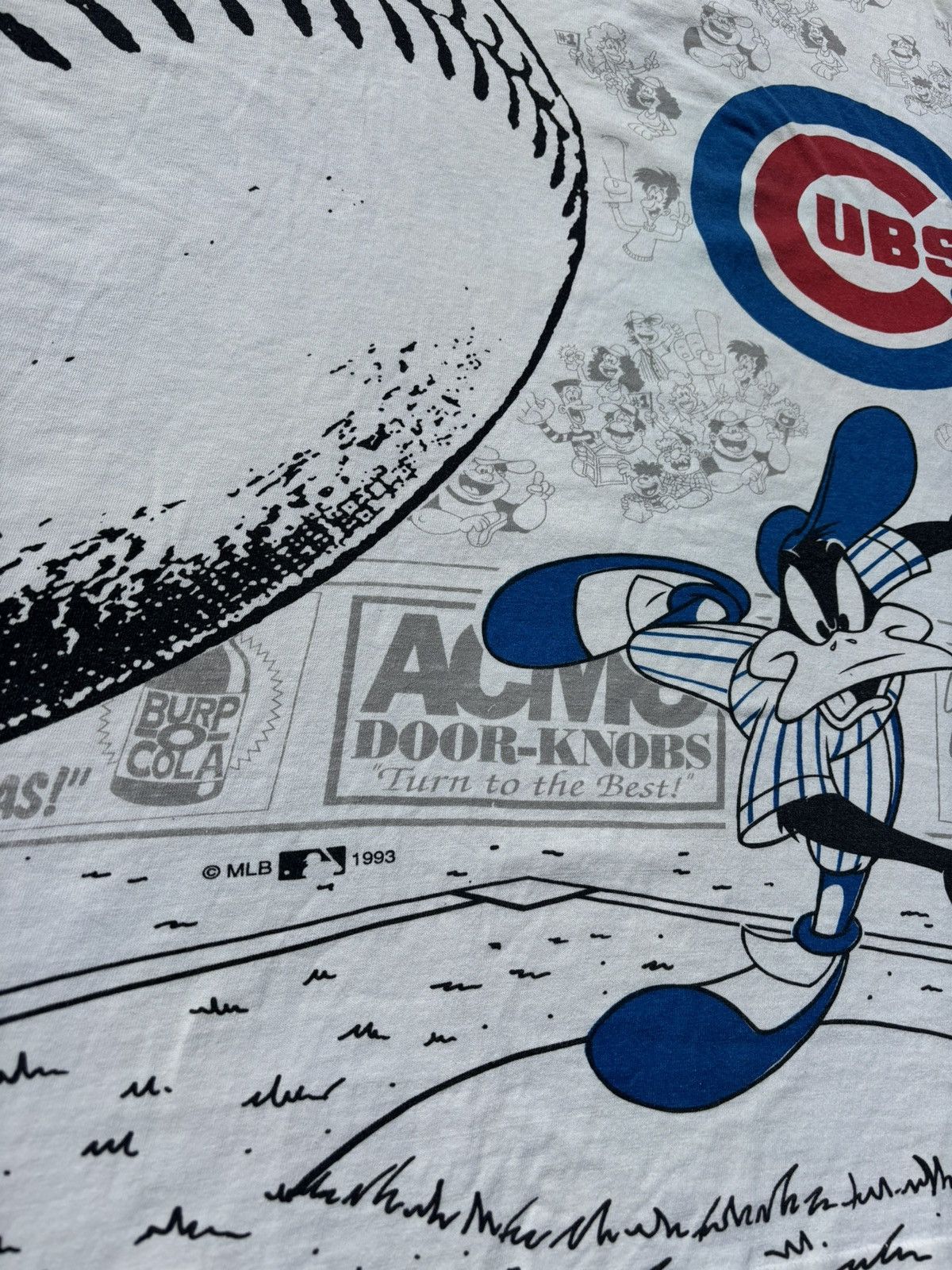 MLB × Vintage Looney Tunes Cubs 1993 AOP Size US XL / EU 56 / 4 - 2 Thumbnail