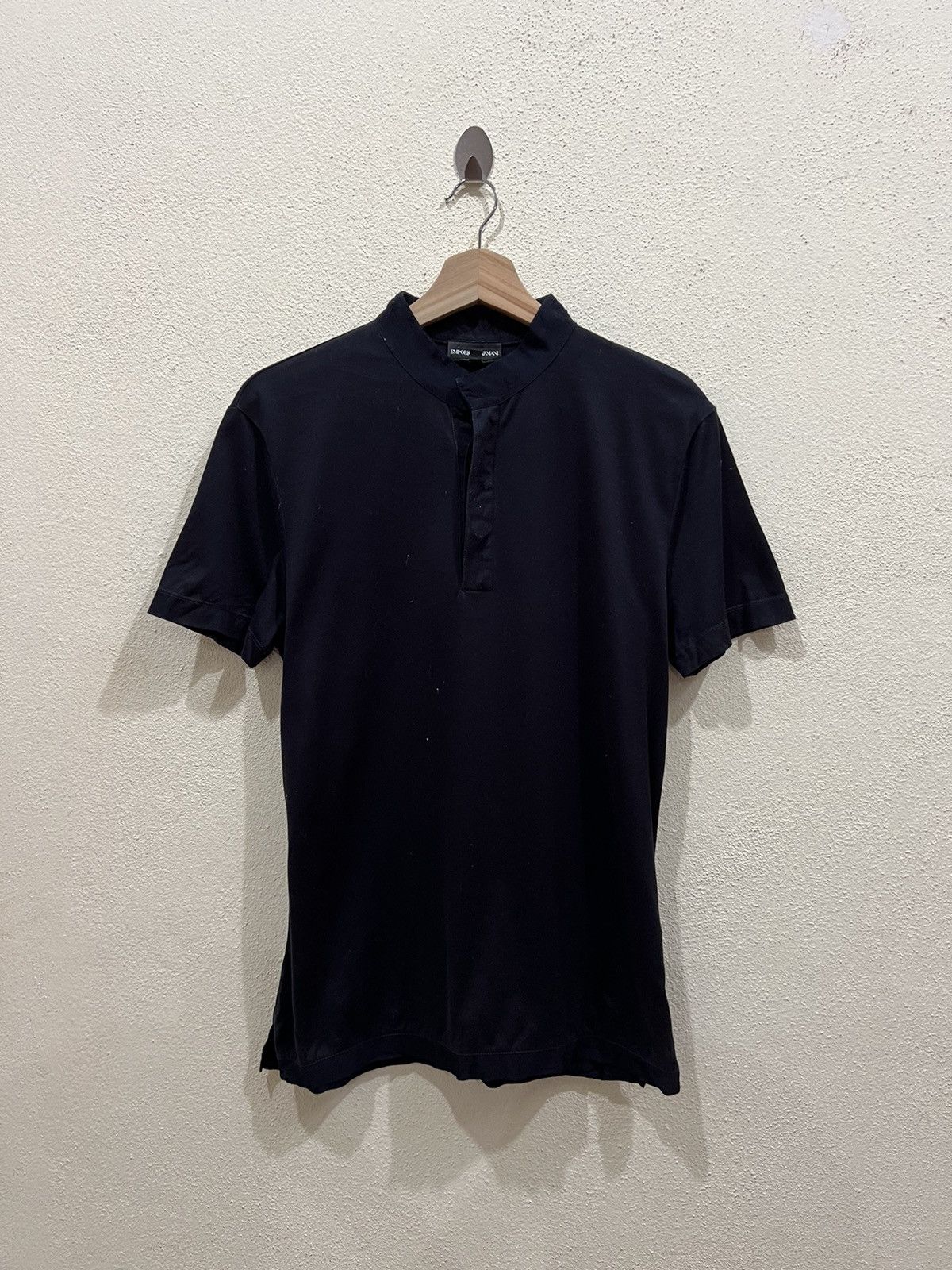Emporio Armani Emporio Armani Plain Tshirt Size US S / EU 44-46 / 1 - 2 Thumbnail