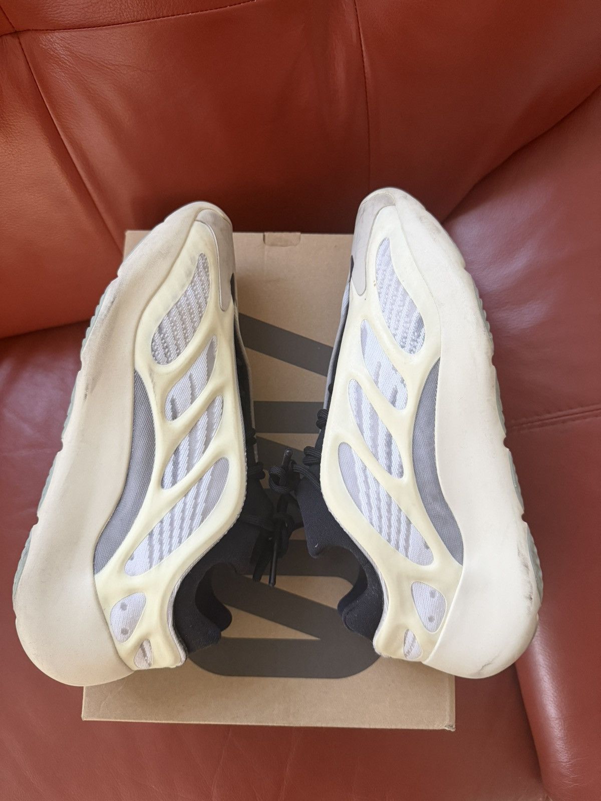 Yeezy Yeezy 700 V3 Azael Size US 12 / EU 45 - 1 Thumbnail