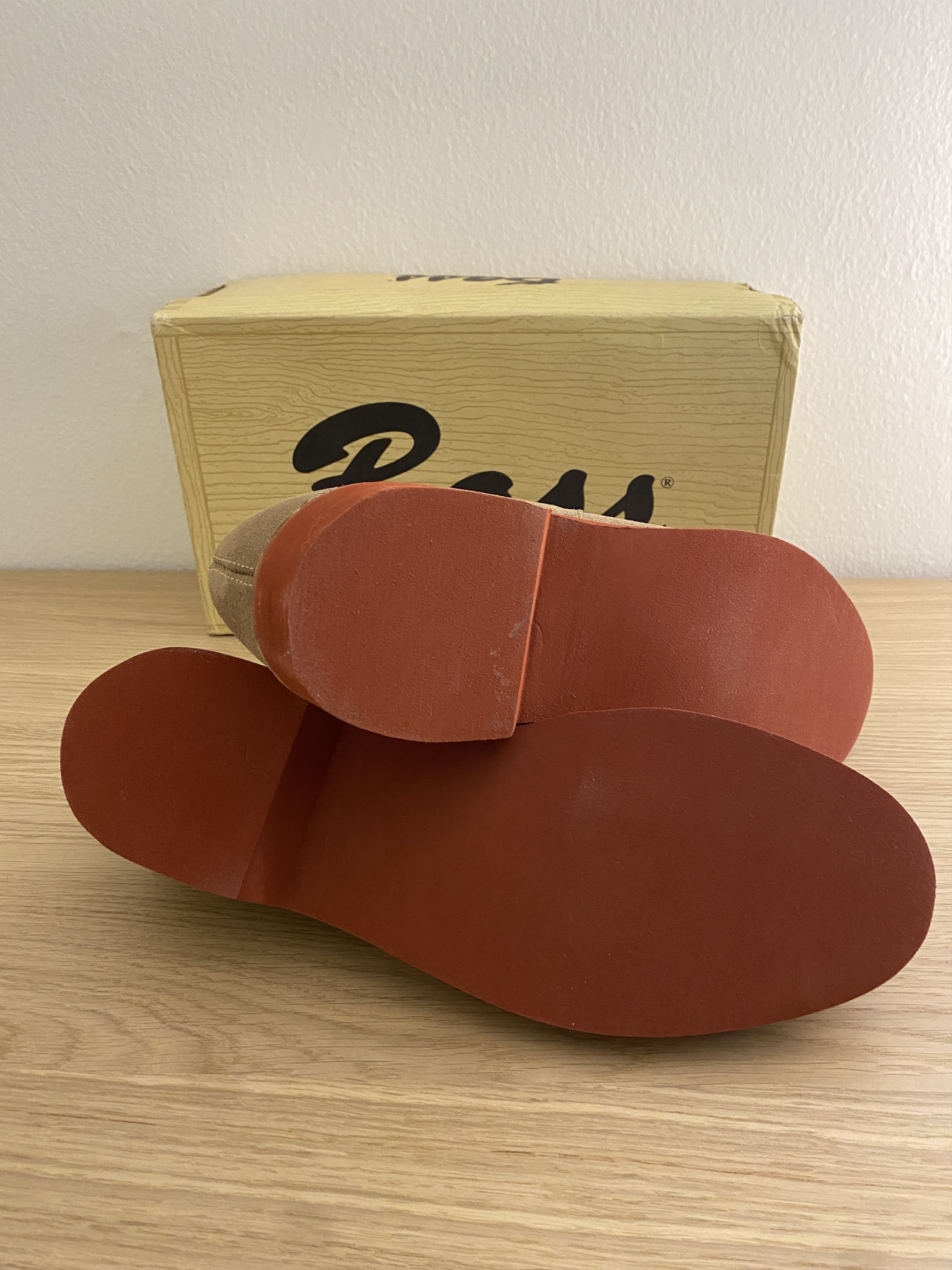 Bass Suede Derby (New Old Stock) Size US 10 / EU 43 - 6 Thumbnail