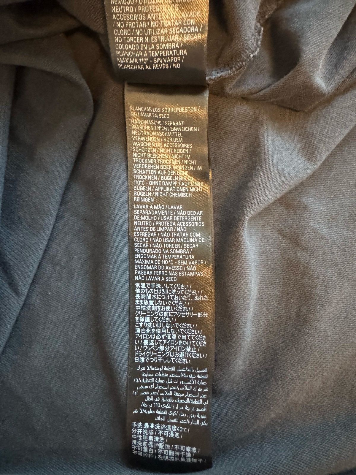 Balenciaga Balenciaga Pierced Oversized Tshirt Size US L / EU 52-54 / 3 - 9 Thumbnail