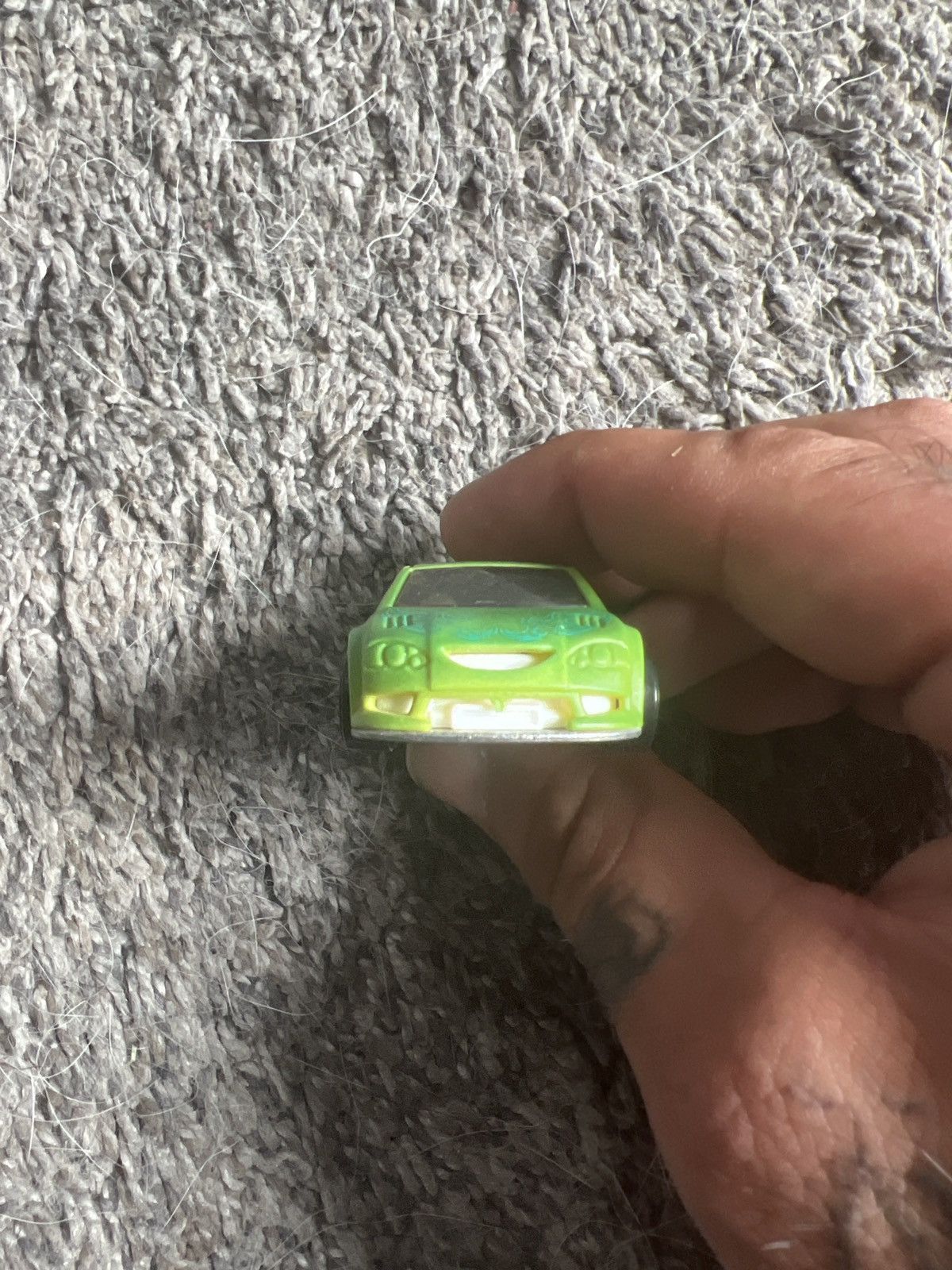 Vintage 2002 Mattel Hot Wheels Audacious Size ONE SIZE - 4 Thumbnail
