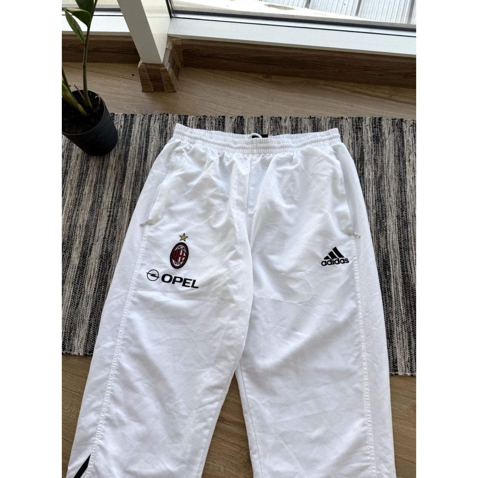 Adidas VINTAGE adidas AC MILAN Sweatpants Pants Men 42 White Soccer Football Adidas AC Milan Football Pants Mens Size US 42 / EU 58 - 2 Thumbnail